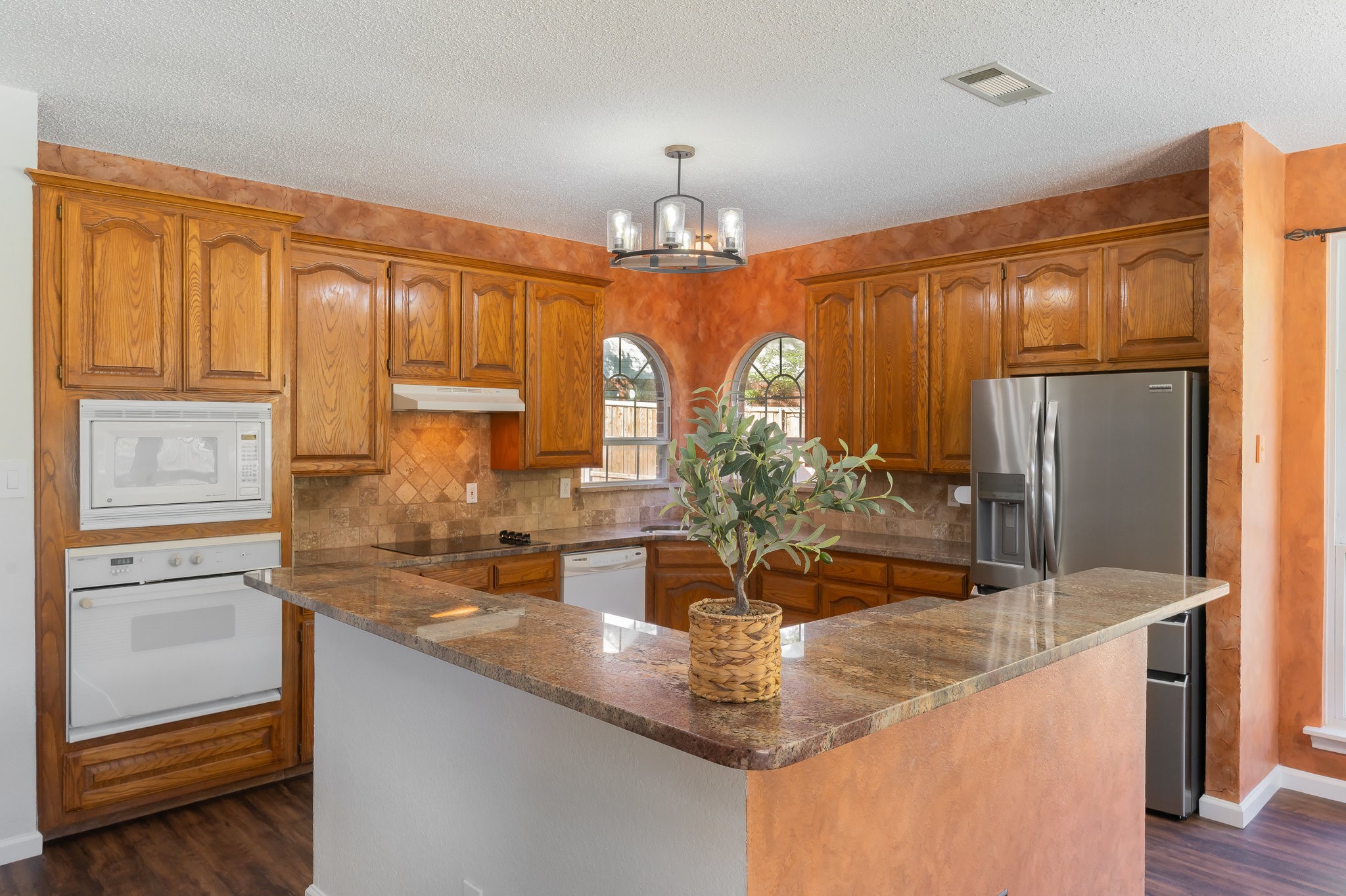 1923 Little Fawn Court