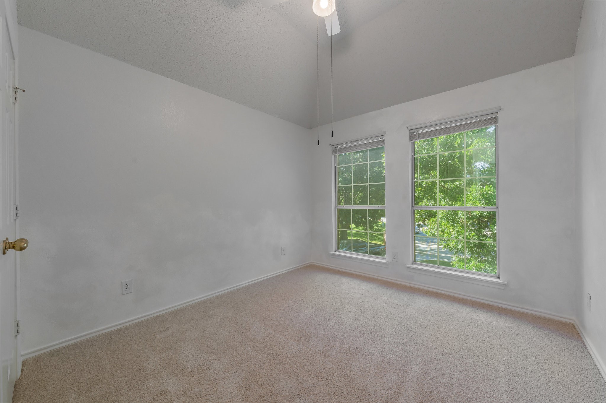 1923 Little Fawn Court