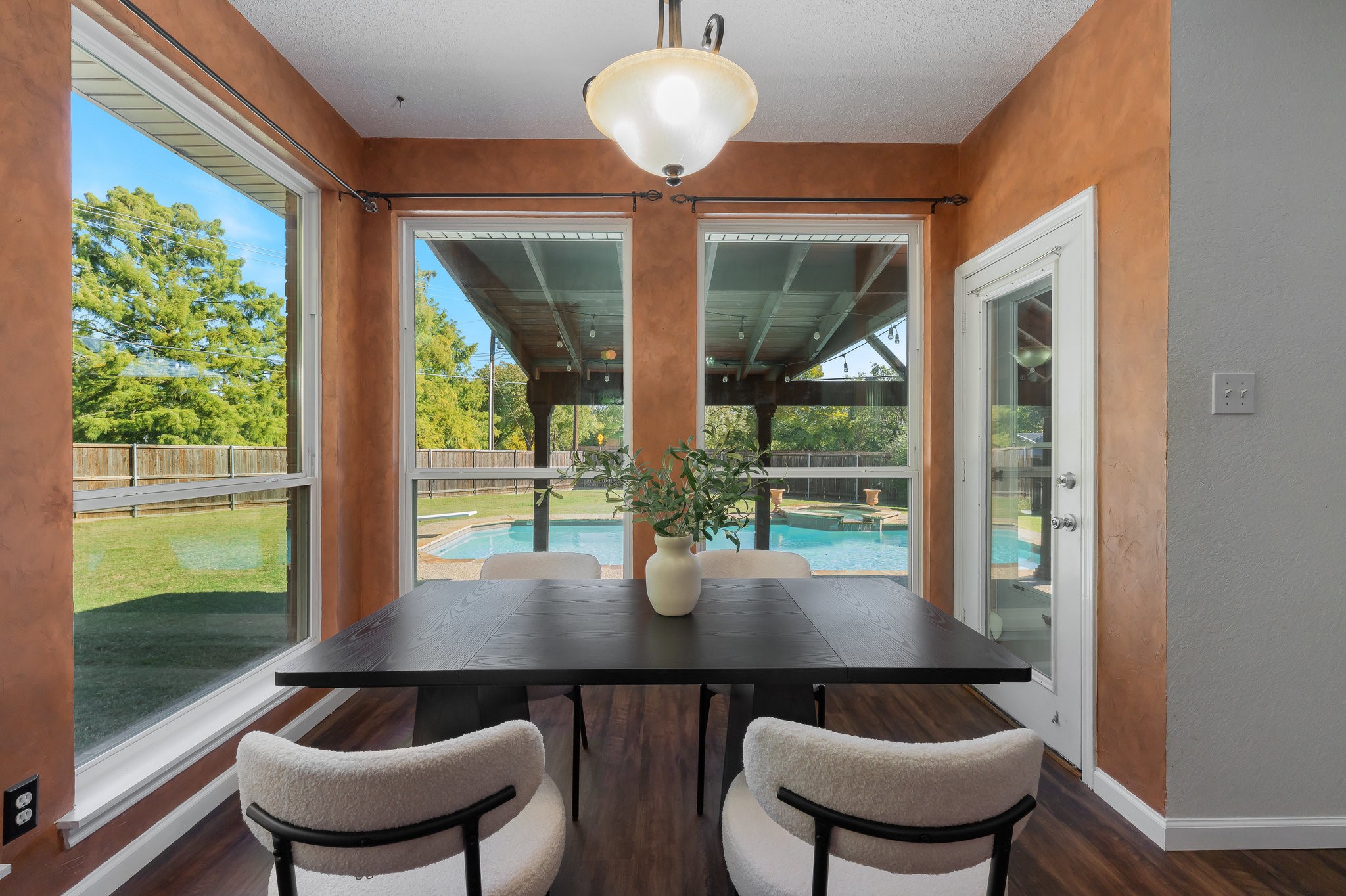 1923 Little Fawn Court