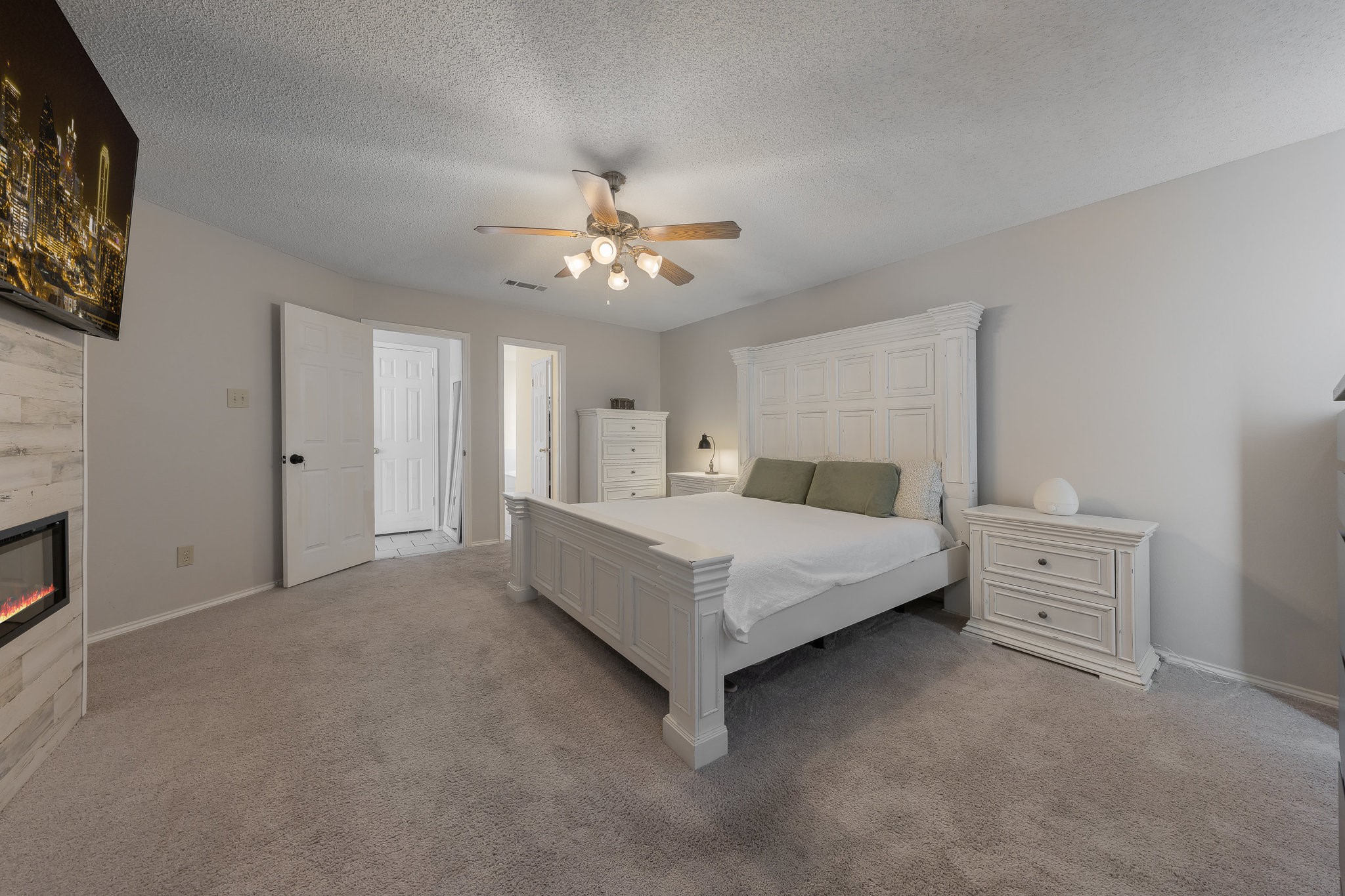 705 Western Trail