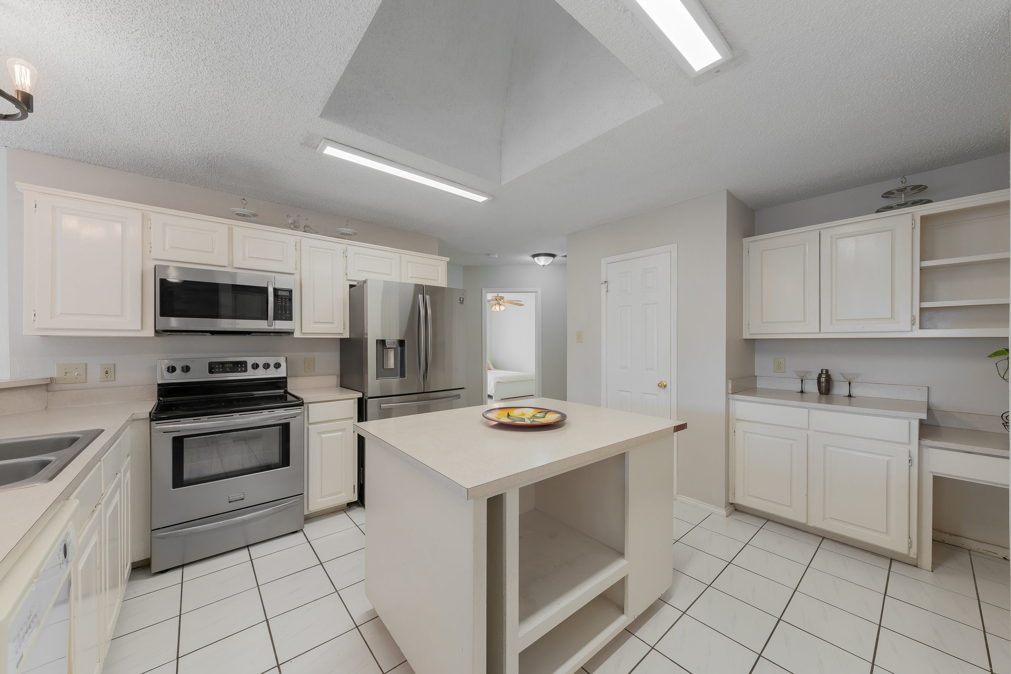 705 Western Trail