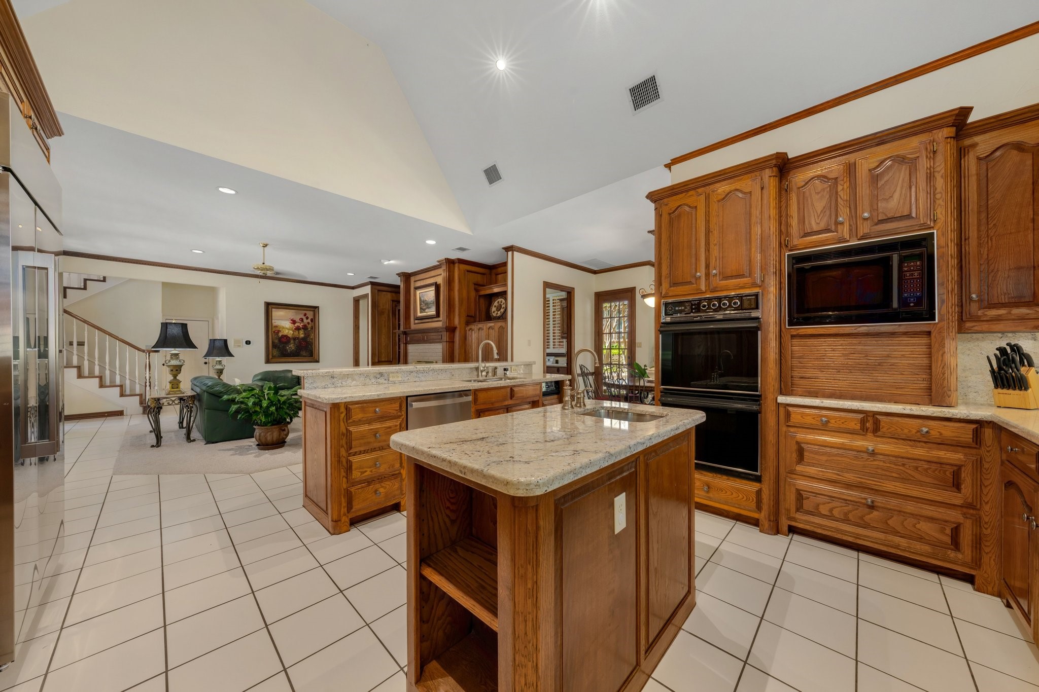 303 W Charlottesville Avenue