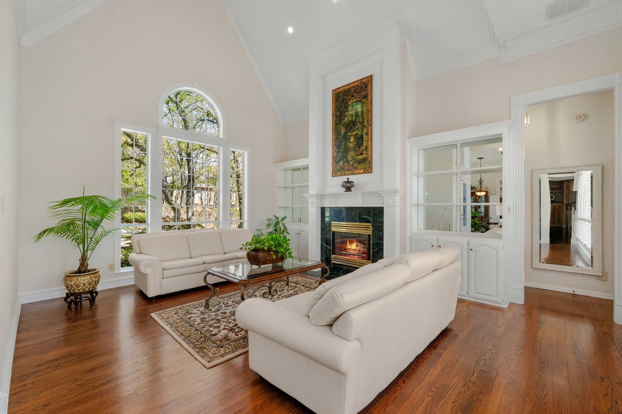 303 W Charlottesville Avenue