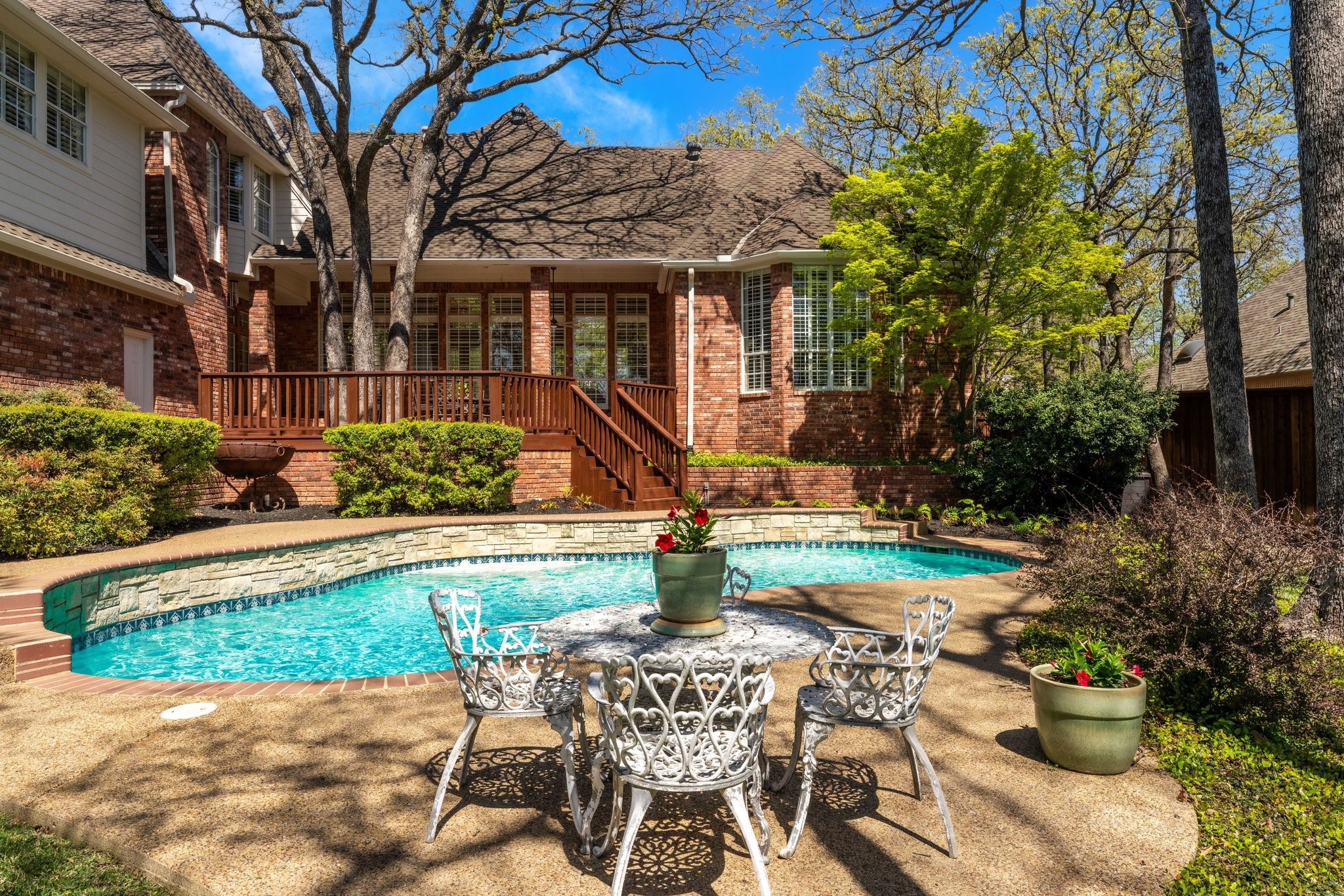 303 W Charlottesville Avenue