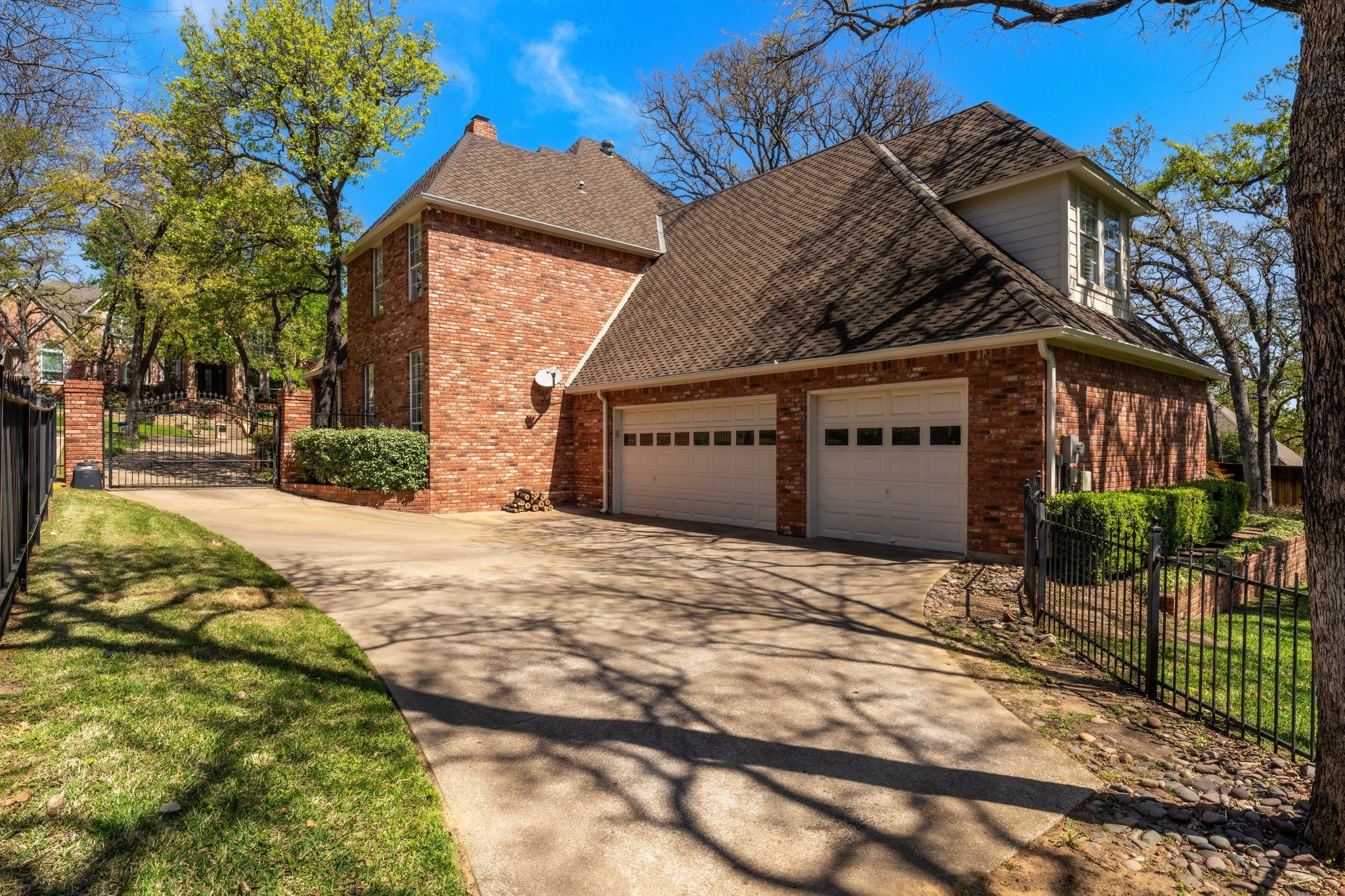 303 W Charlottesville Avenue