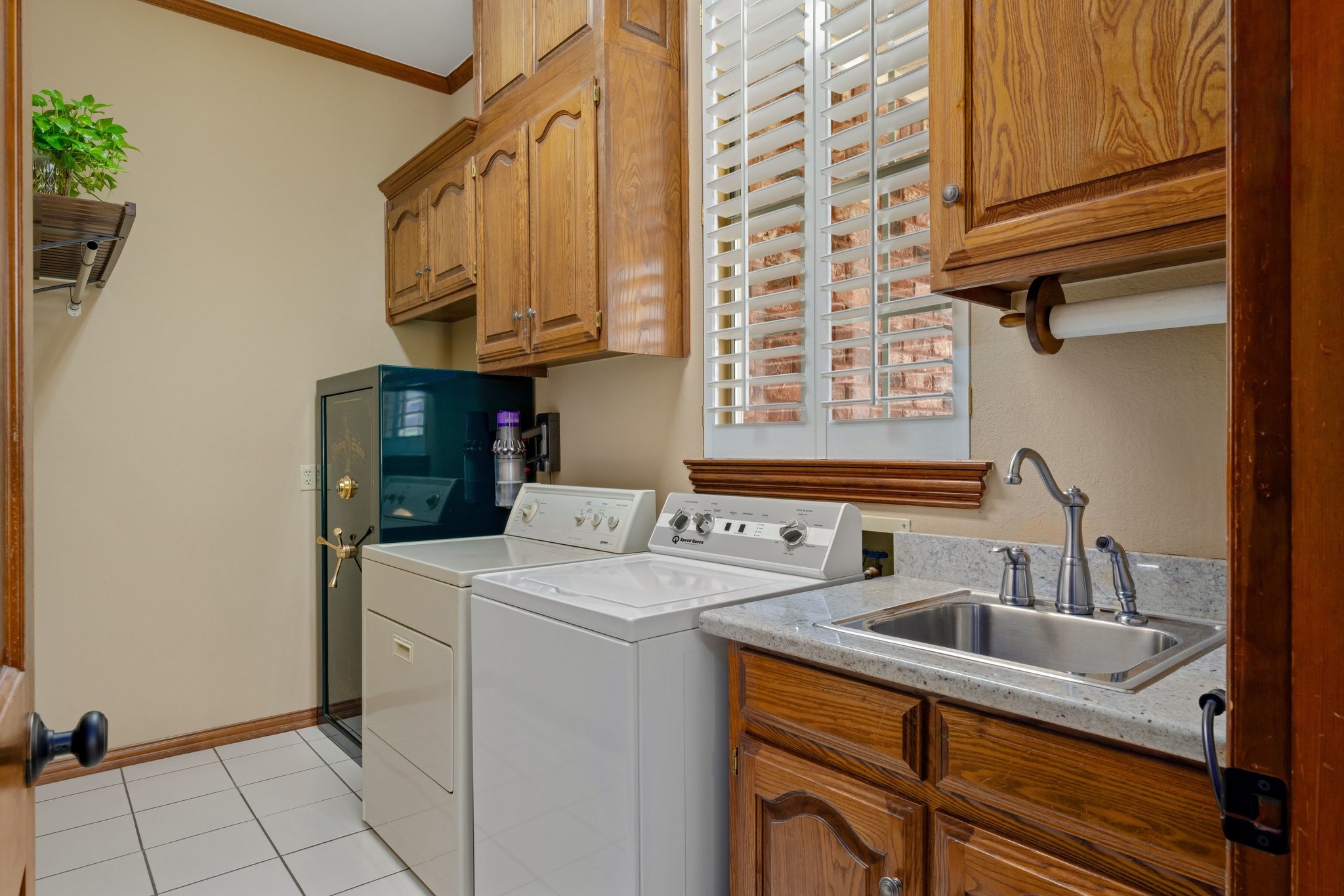 303 W Charlottesville Avenue