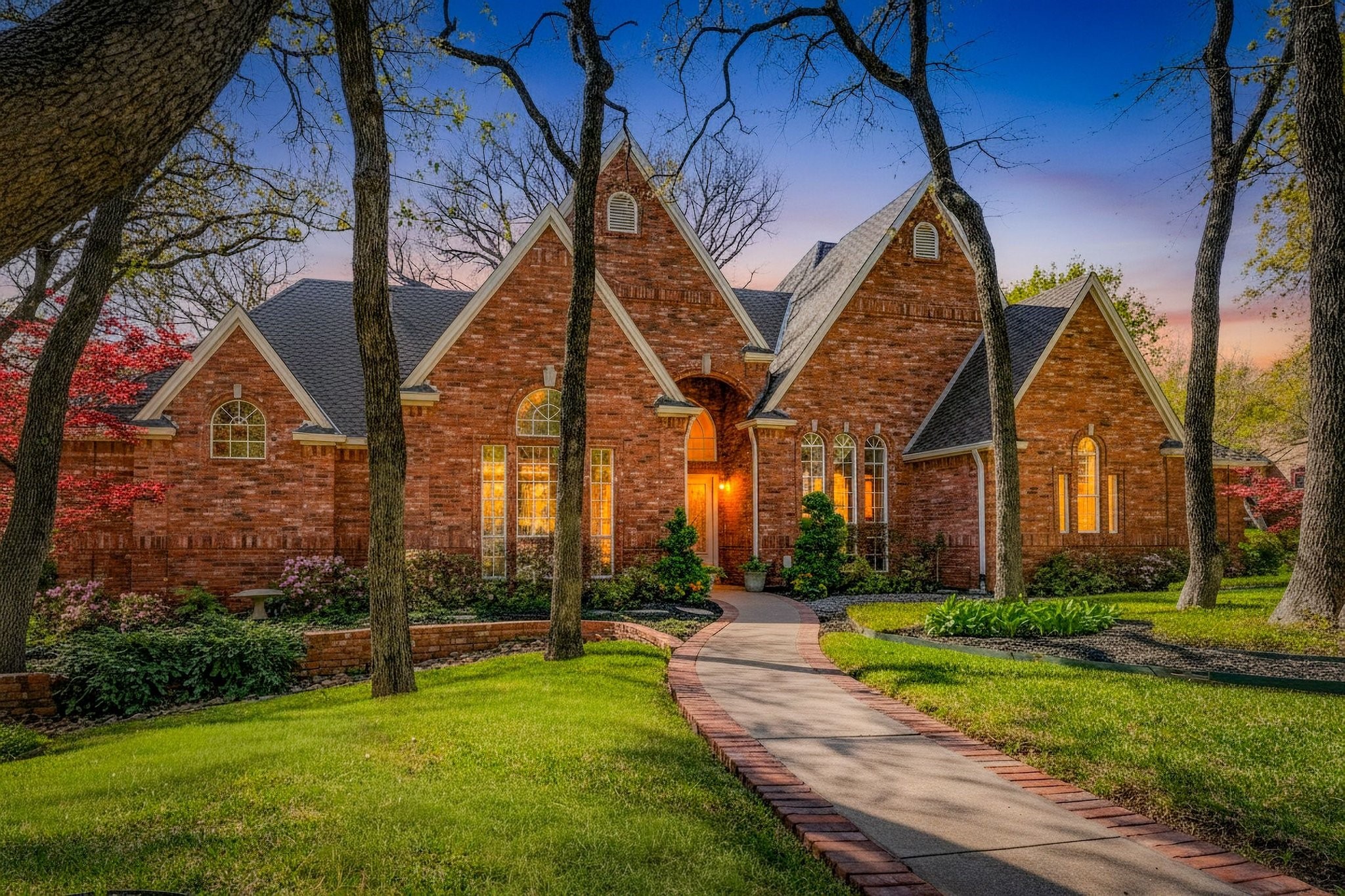 303 W Charlottesville Avenue
