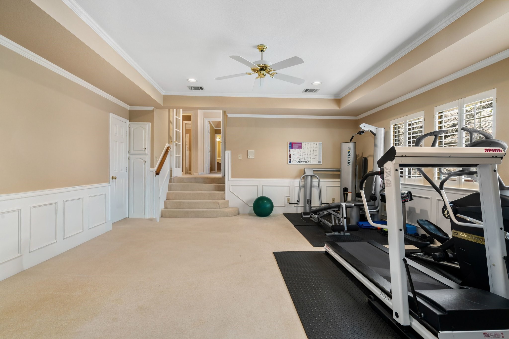 303 W Charlottesville Avenue