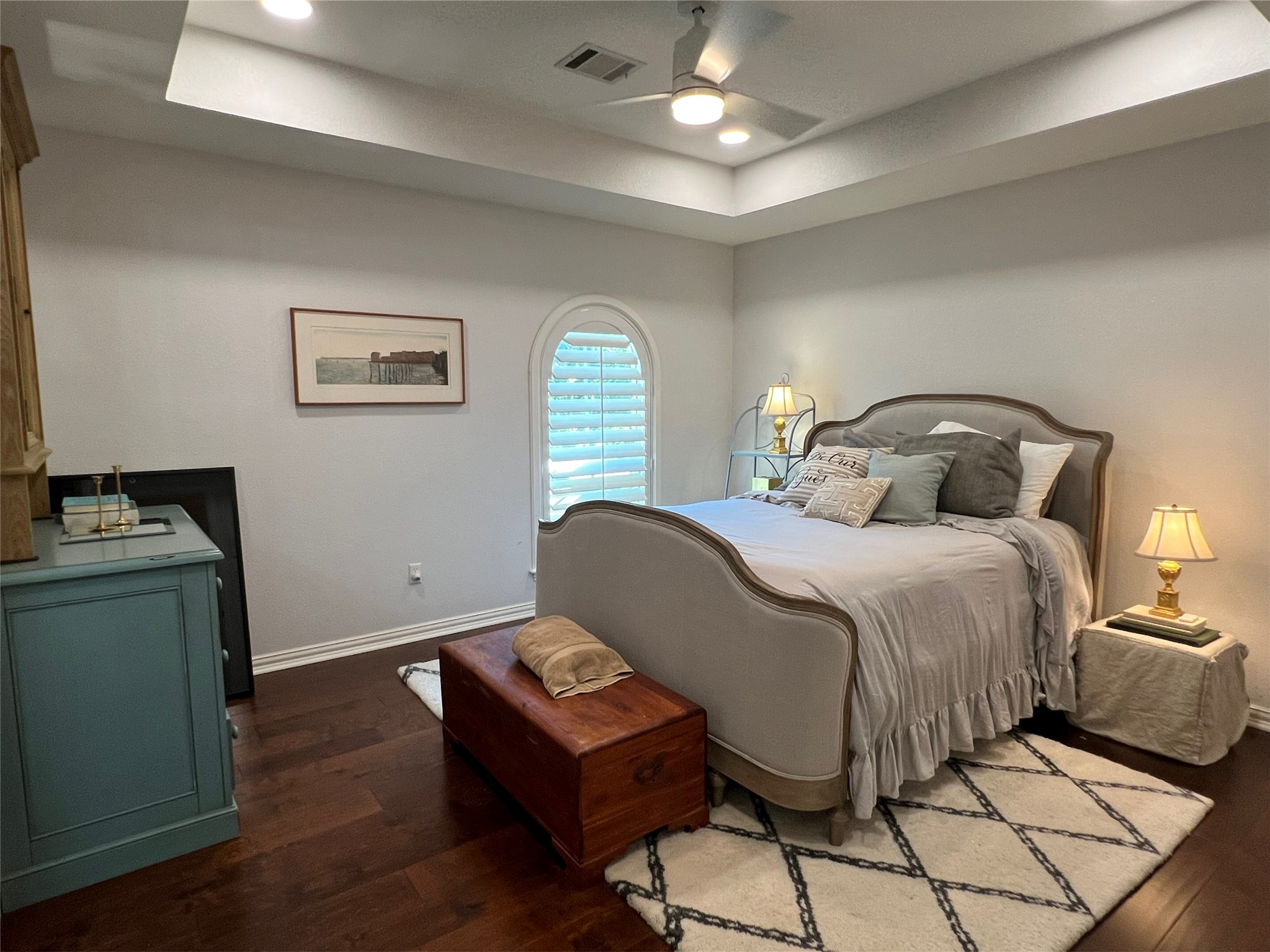 1050 Highland Oaks Drive