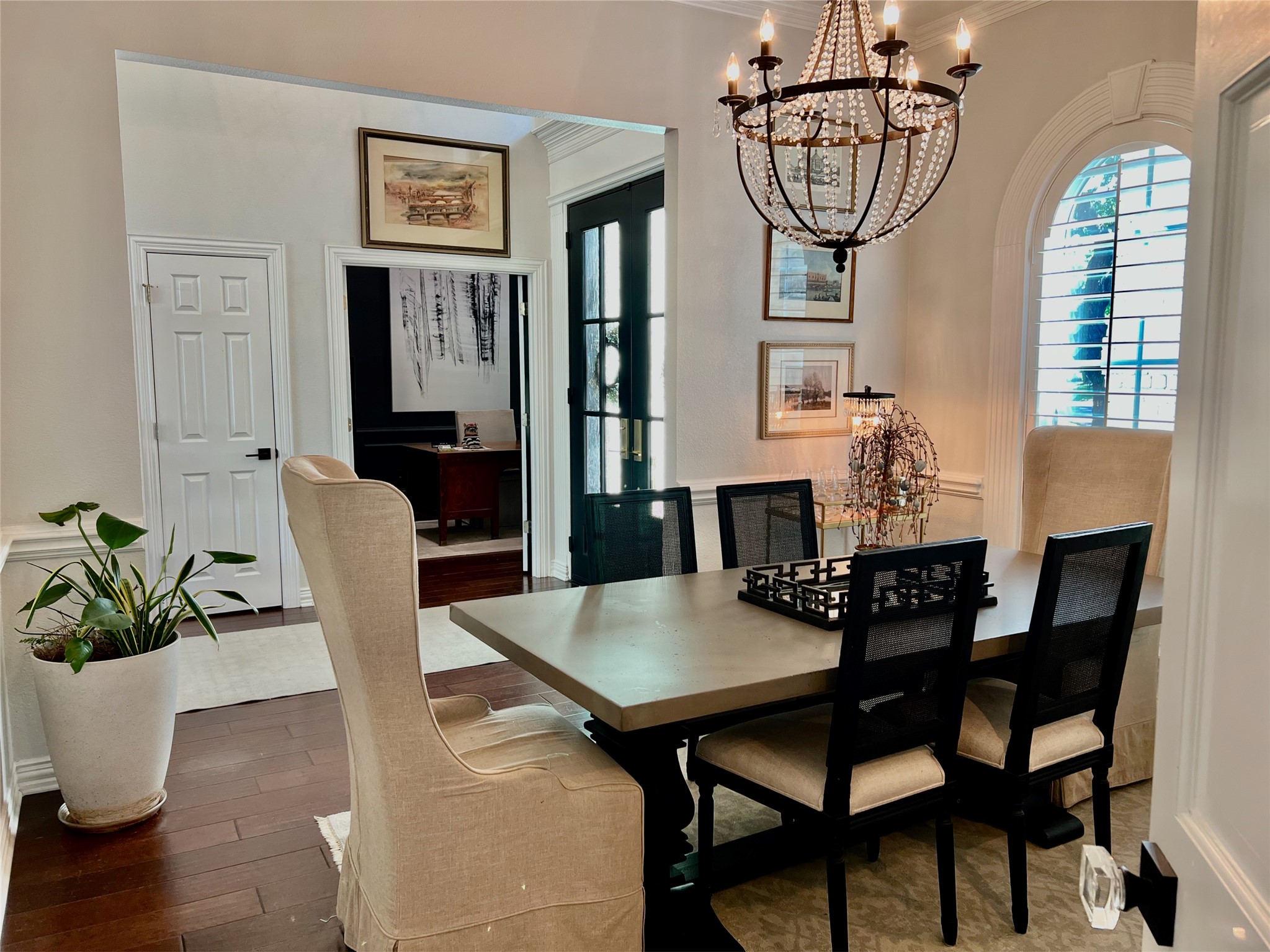 1050 Highland Oaks Drive