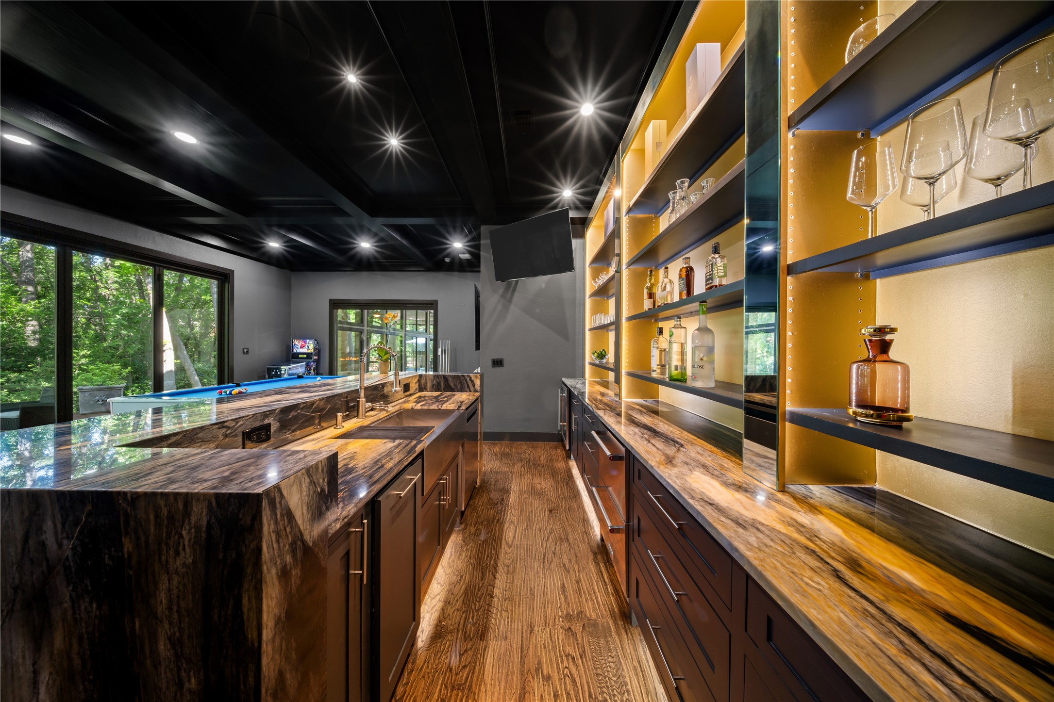 7312 Hix Court