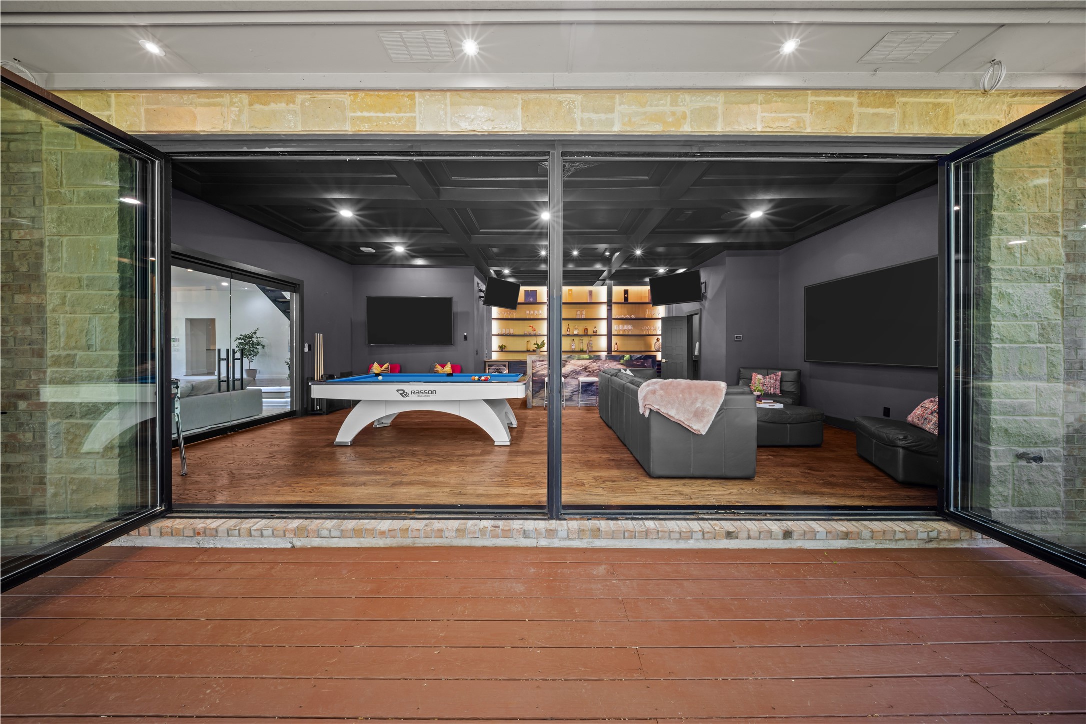 7312 Hix Court