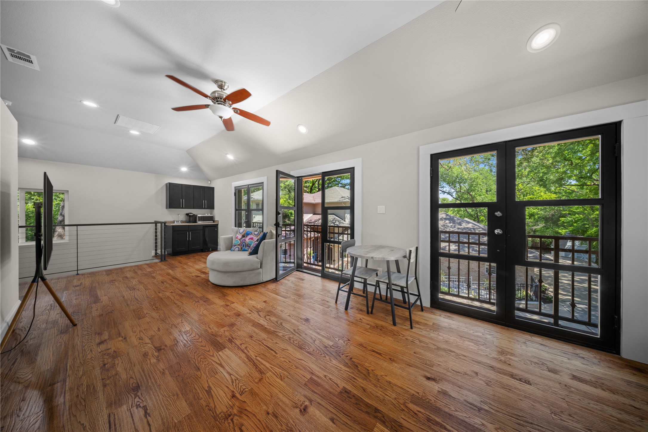 7312 Hix Court
