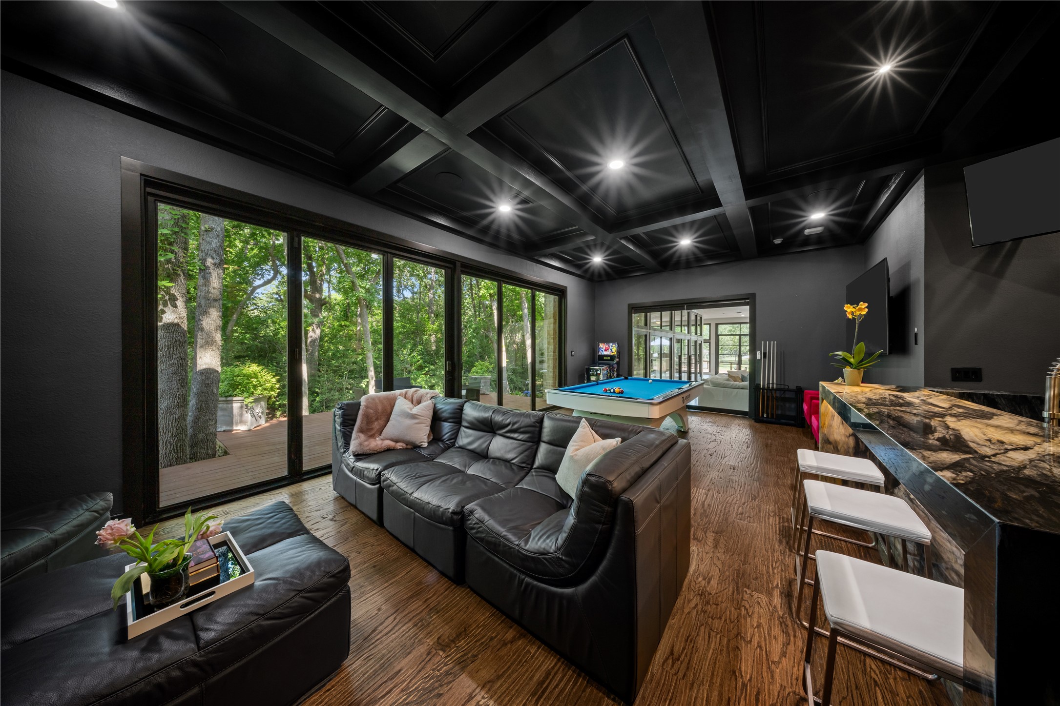 7312 Hix Court