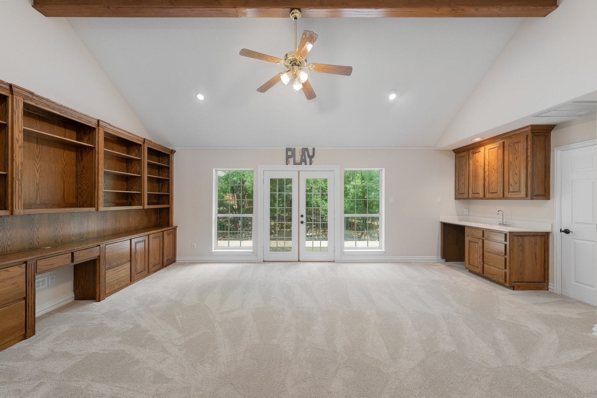 302 W Charlottesville Avenue
