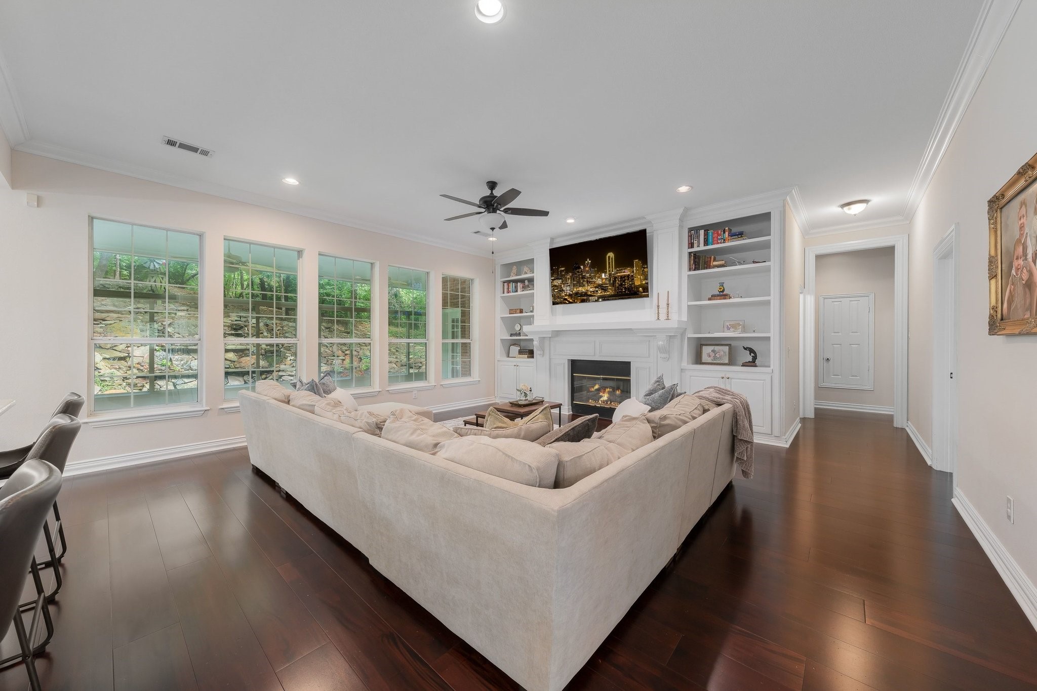 302 W Charlottesville Avenue