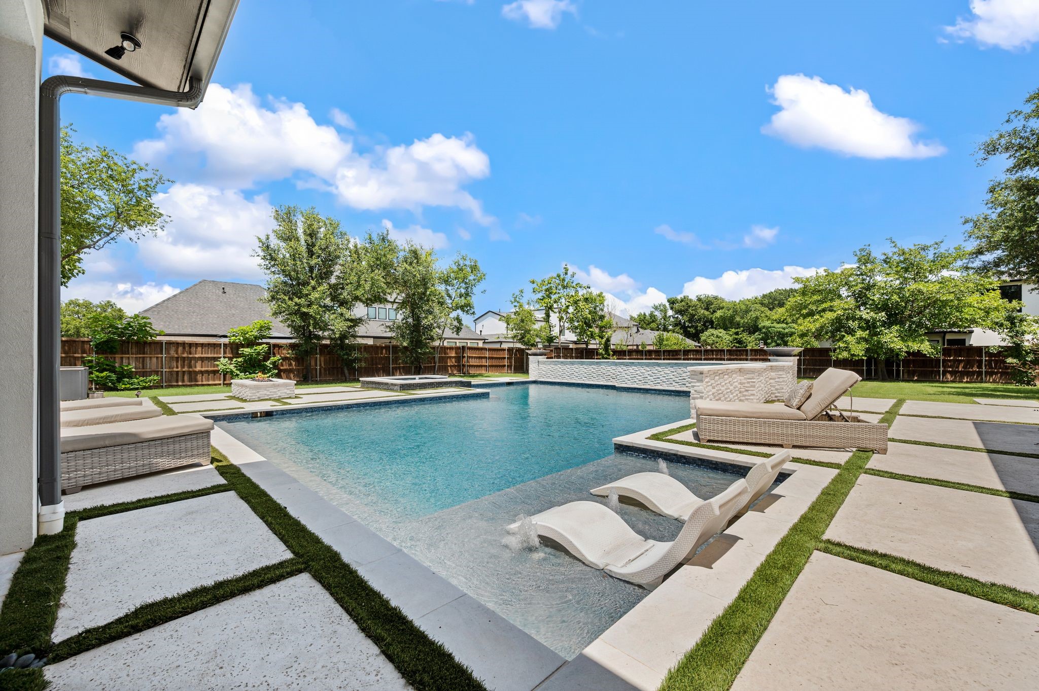 2311 Lonesome Dove Road