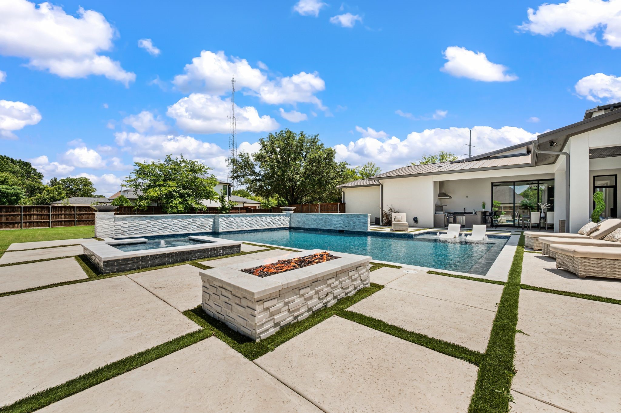 2311 Lonesome Dove Road