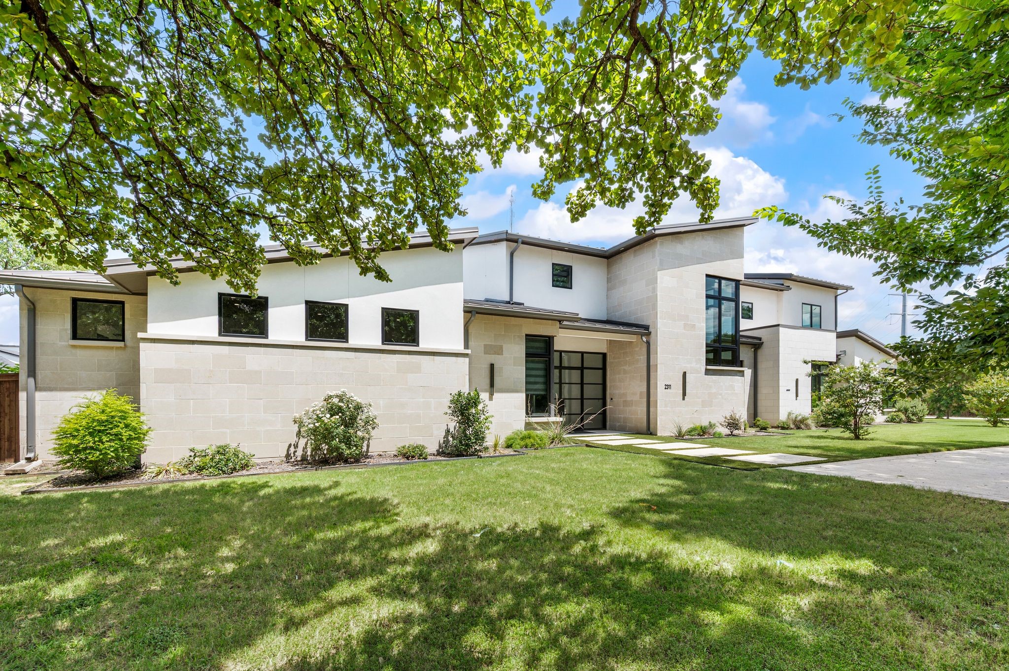 2311 Lonesome Dove Road