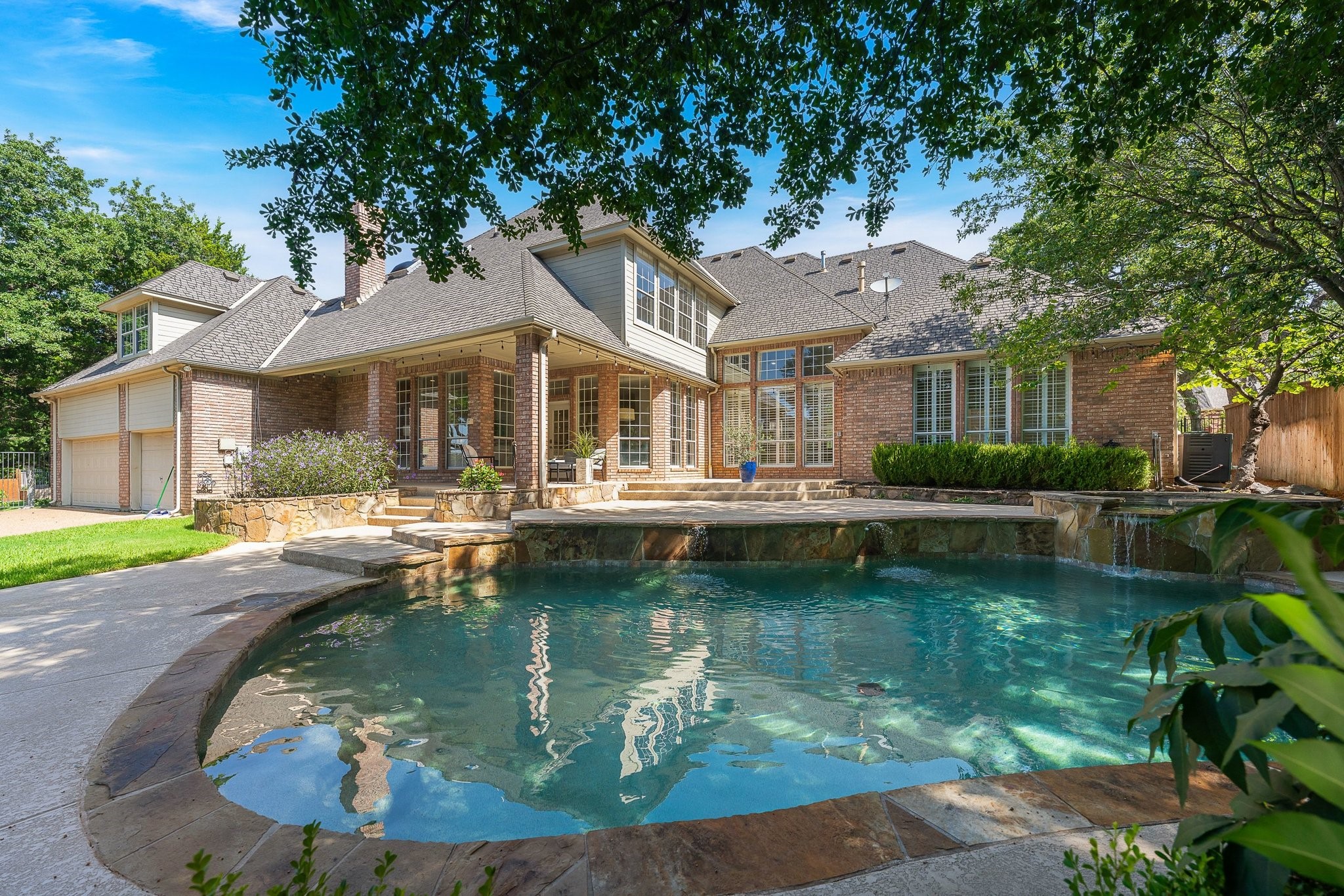 105 Latrobe Court