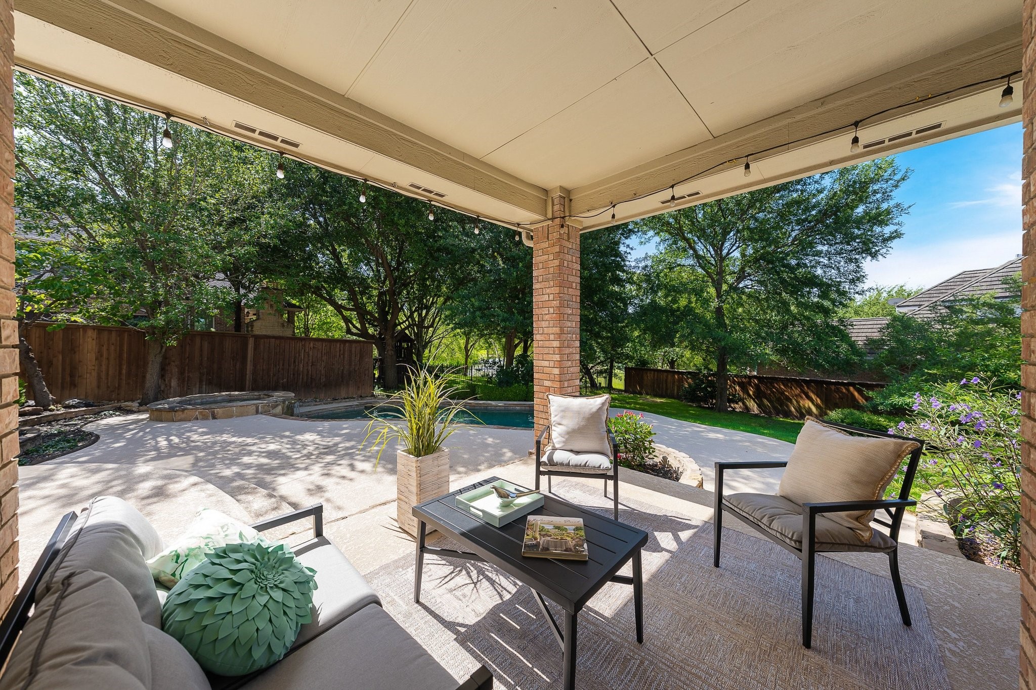 105 Latrobe Court