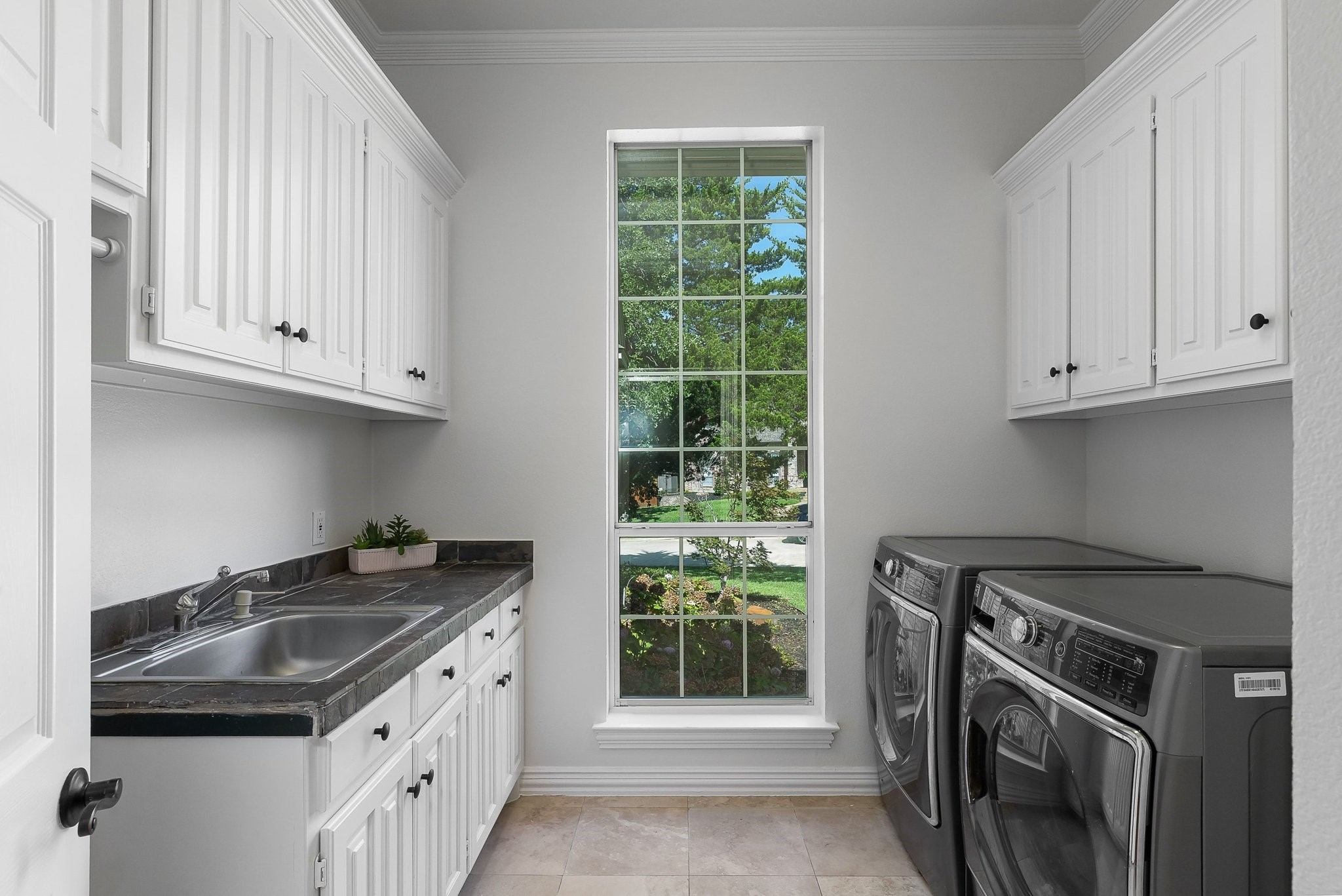 105 Latrobe Court