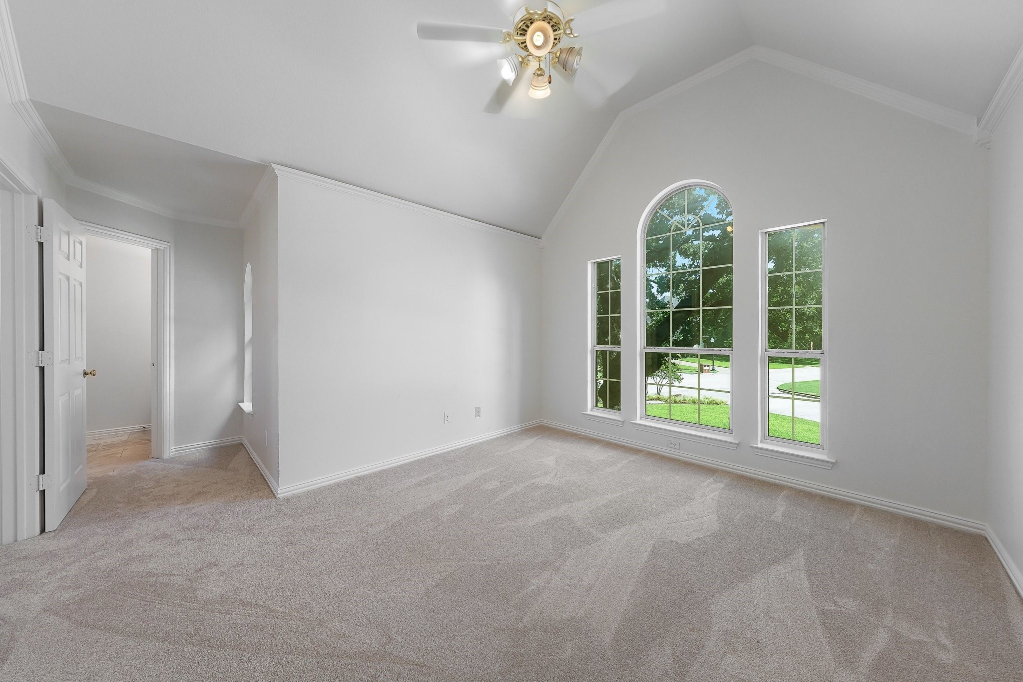 105 Latrobe Court