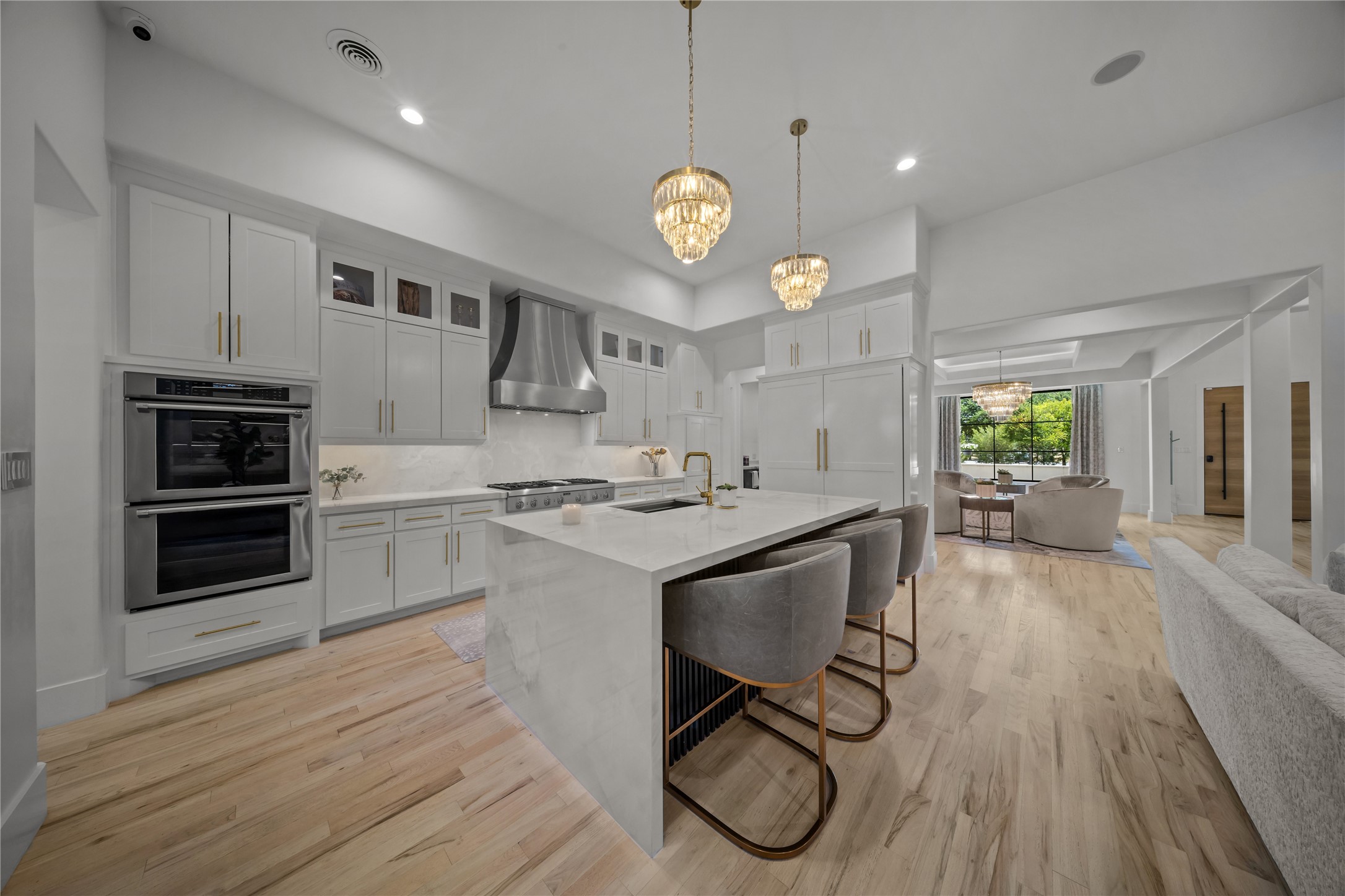 2400 Oak Bend Court