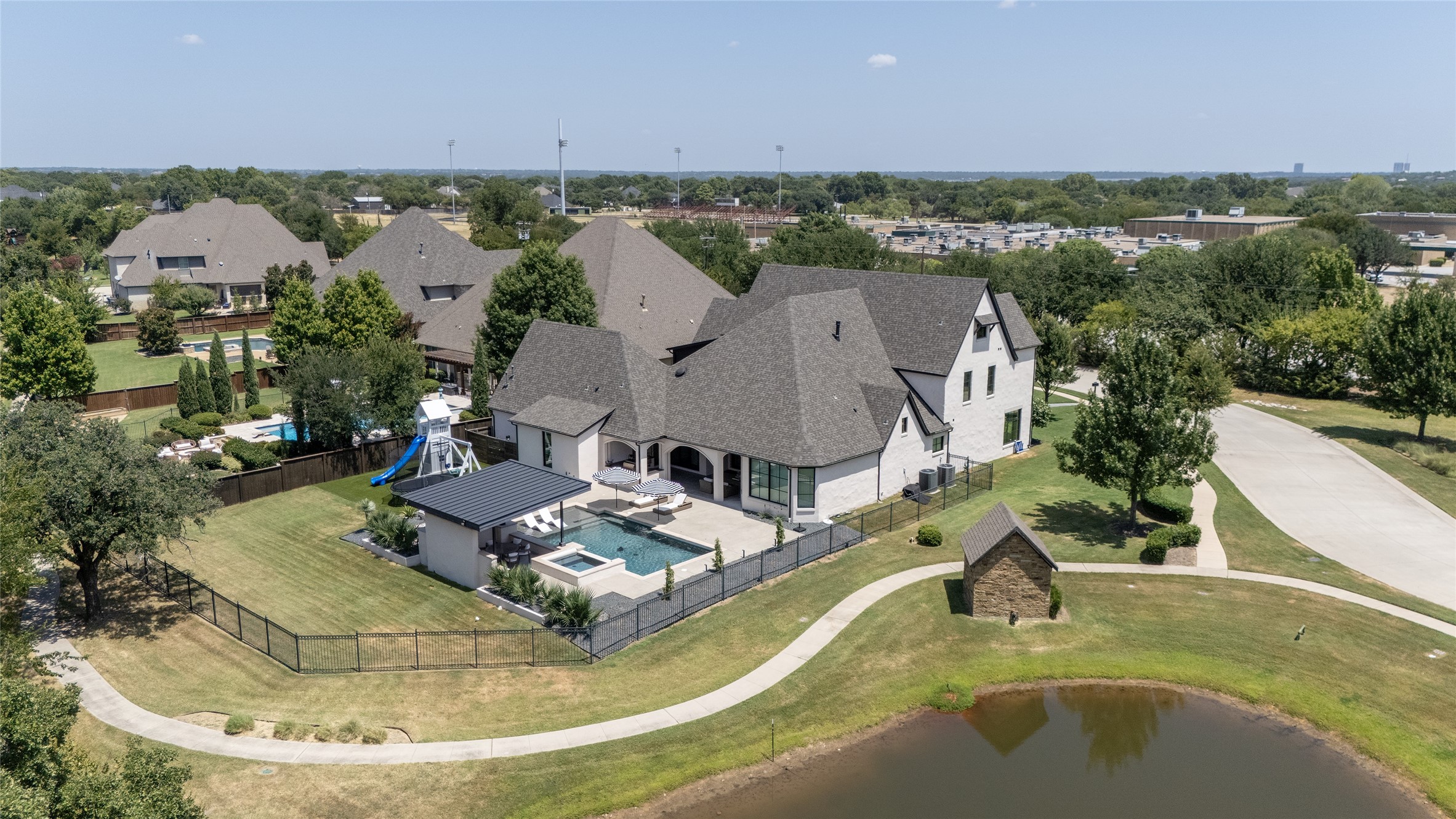 2400 Oak Bend Court
