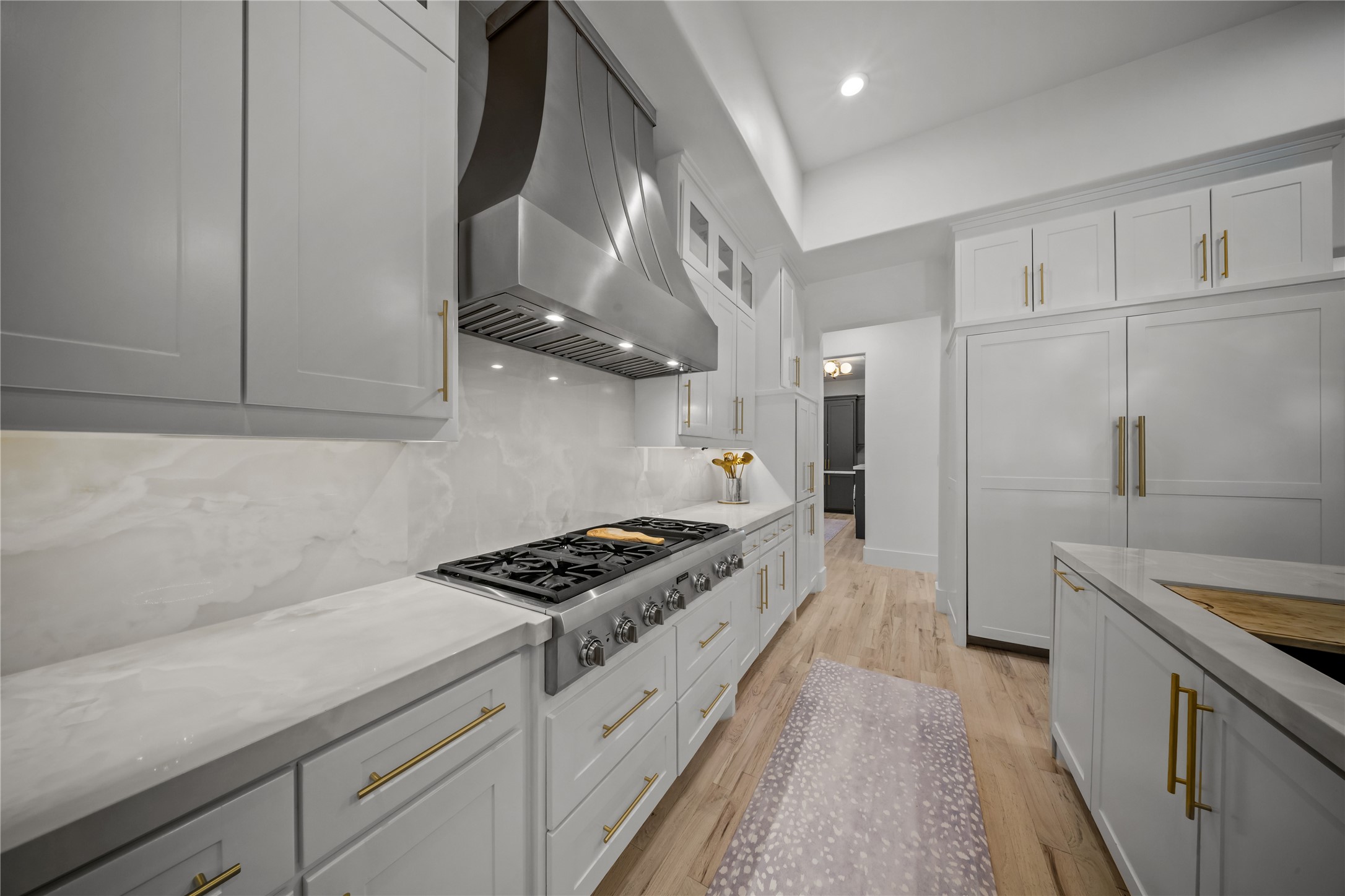 2400 Oak Bend Court