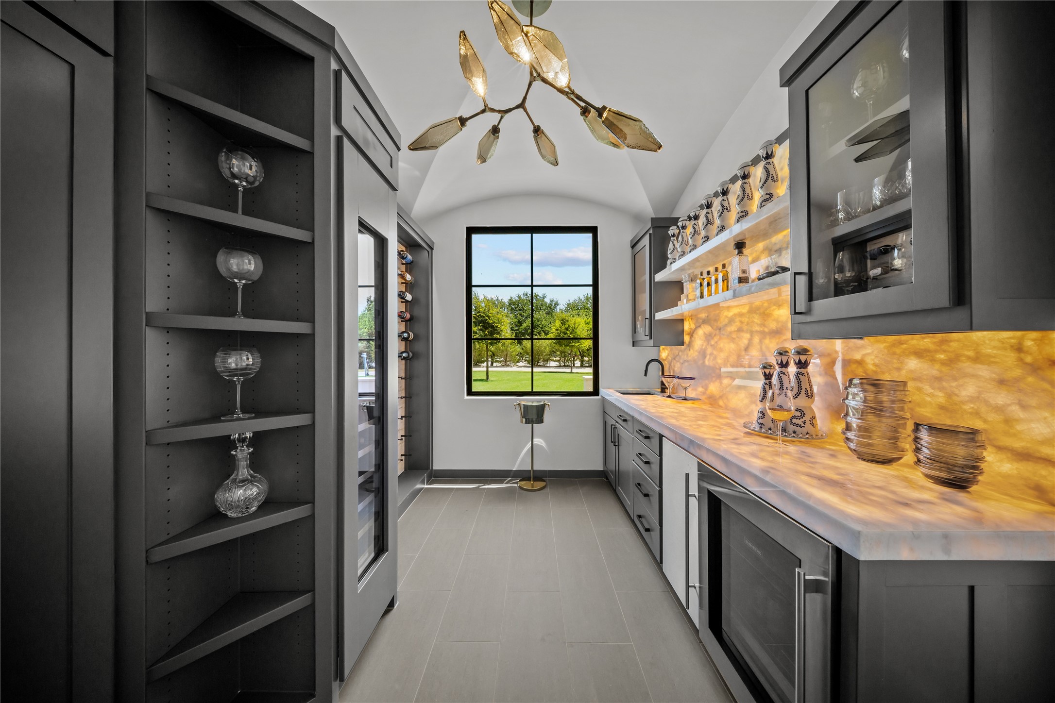 2400 Oak Bend Court