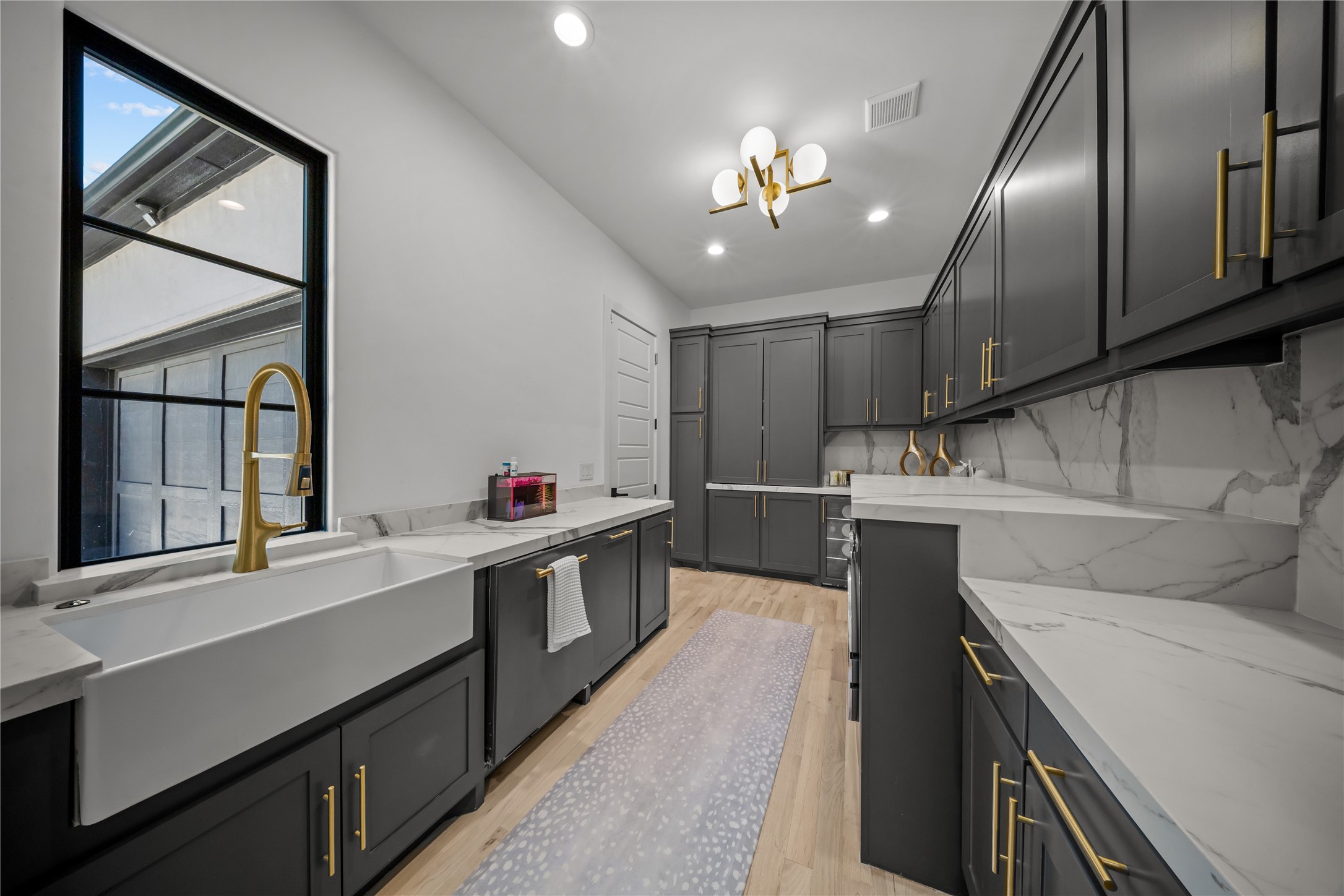 2400 Oak Bend Court