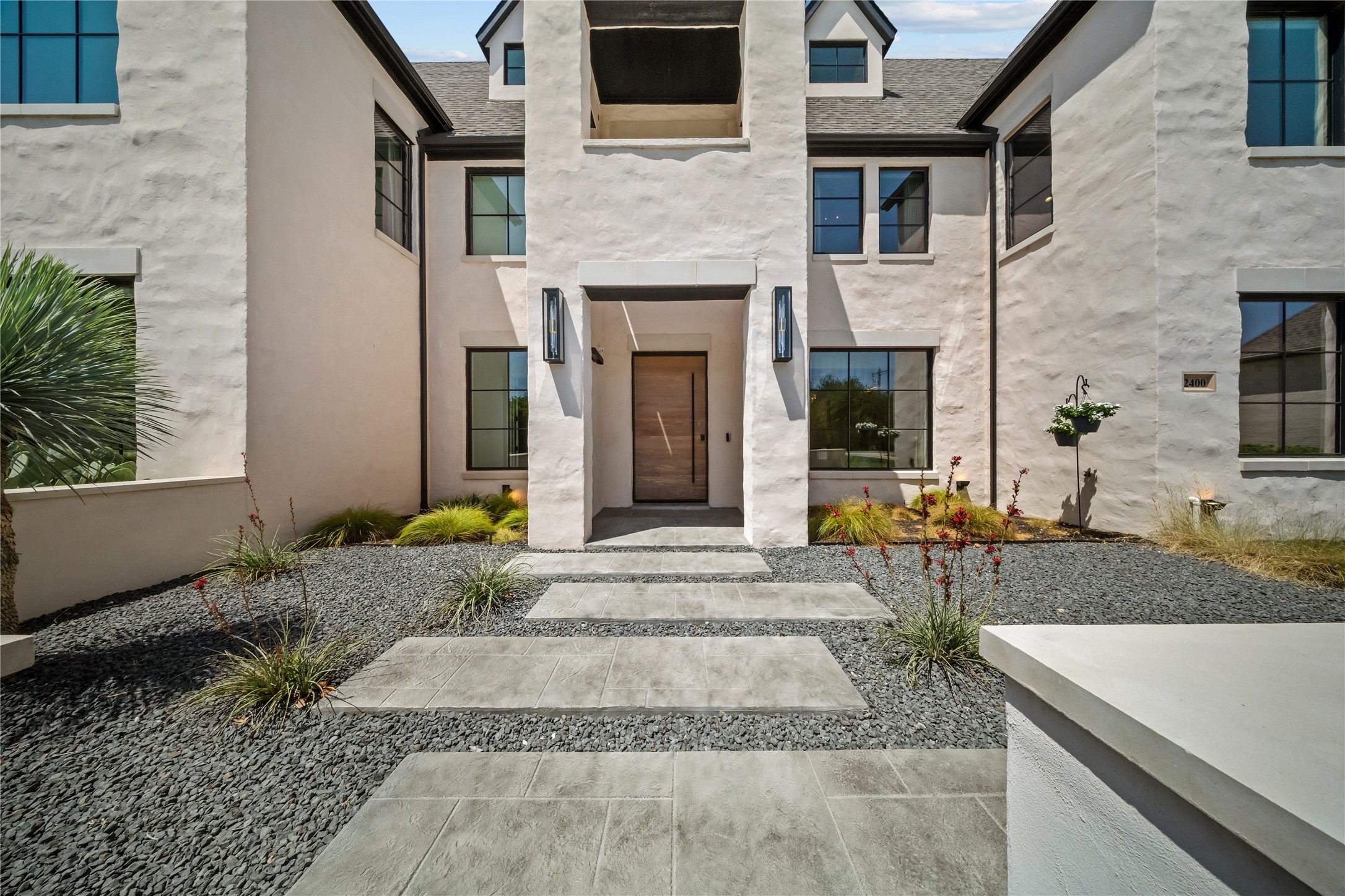 2400 Oak Bend Court