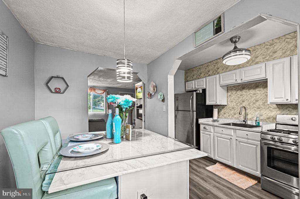 3609 W MULBERRY STREET