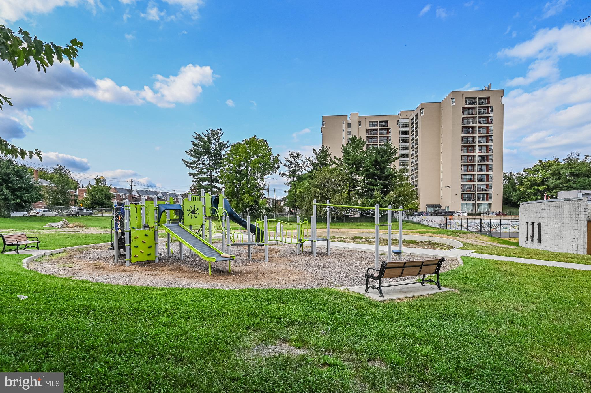 3609 W MULBERRY STREET