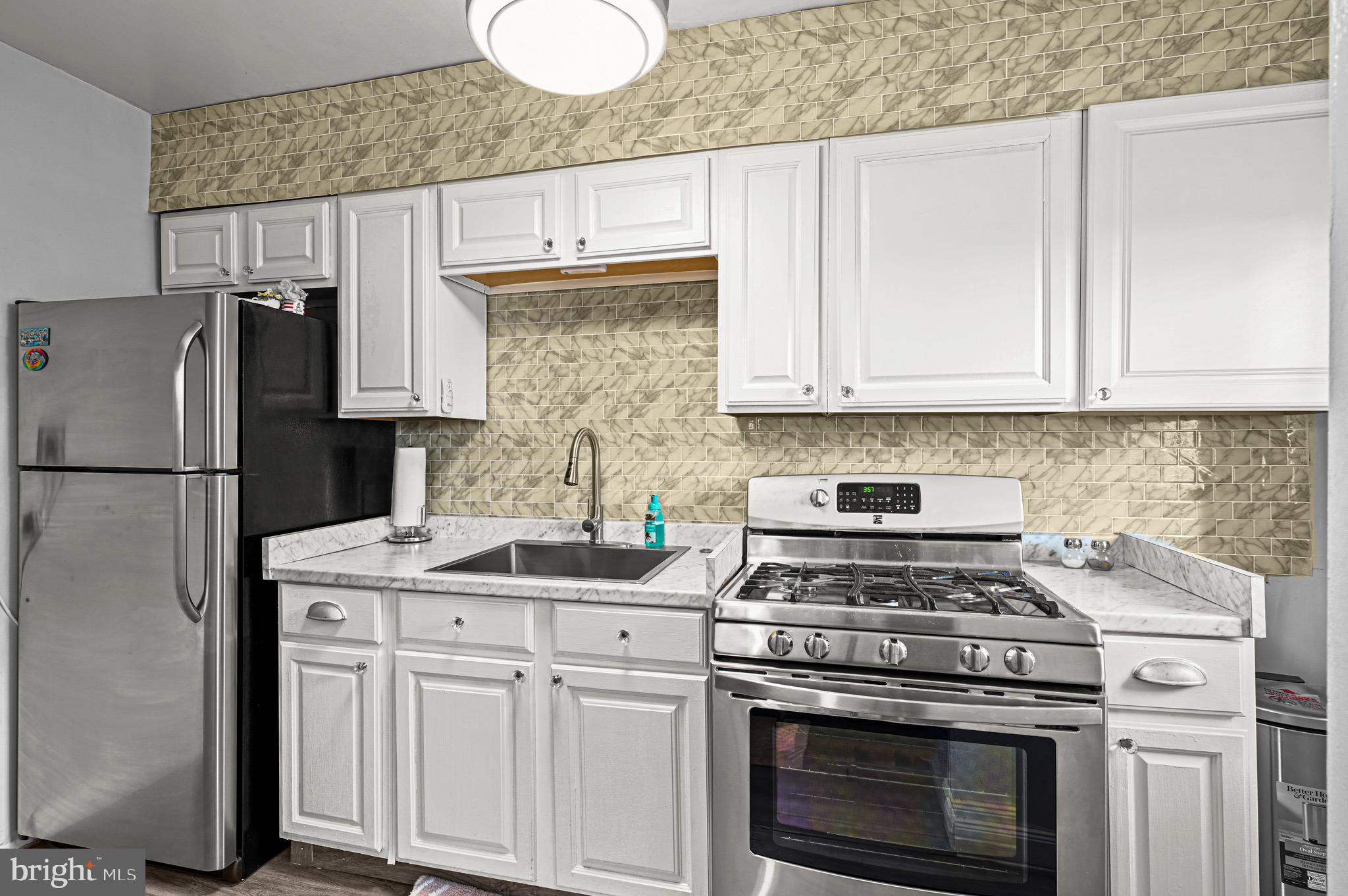 3609 W MULBERRY STREET