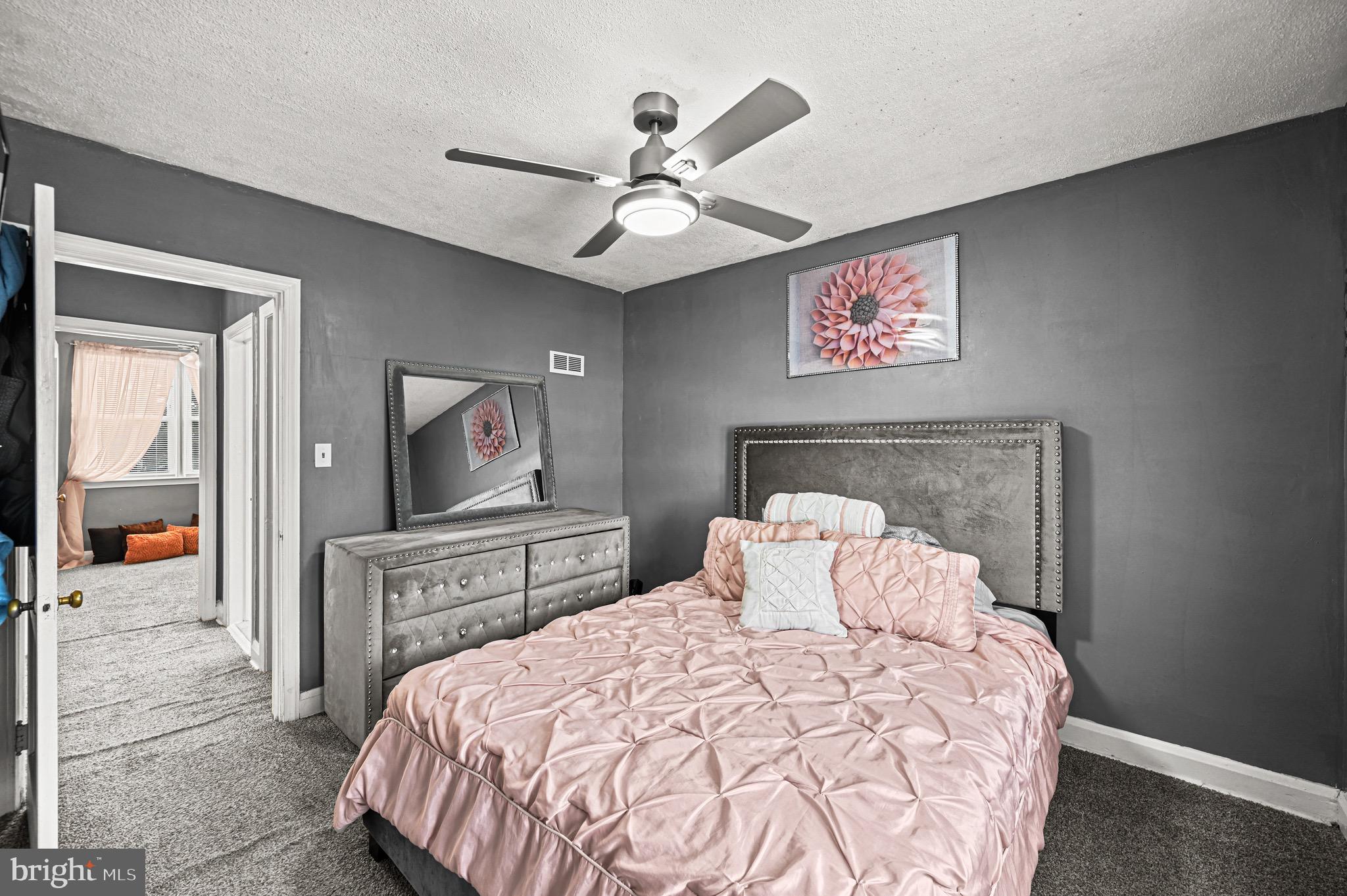 3609 W MULBERRY STREET