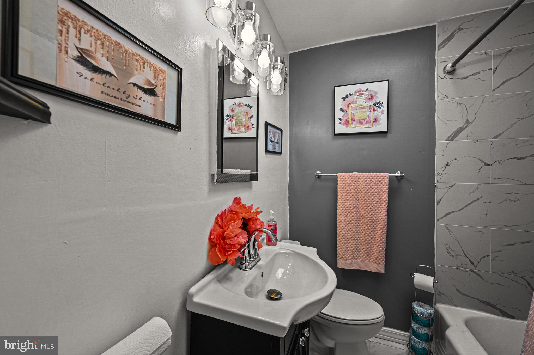 3609 W MULBERRY STREET