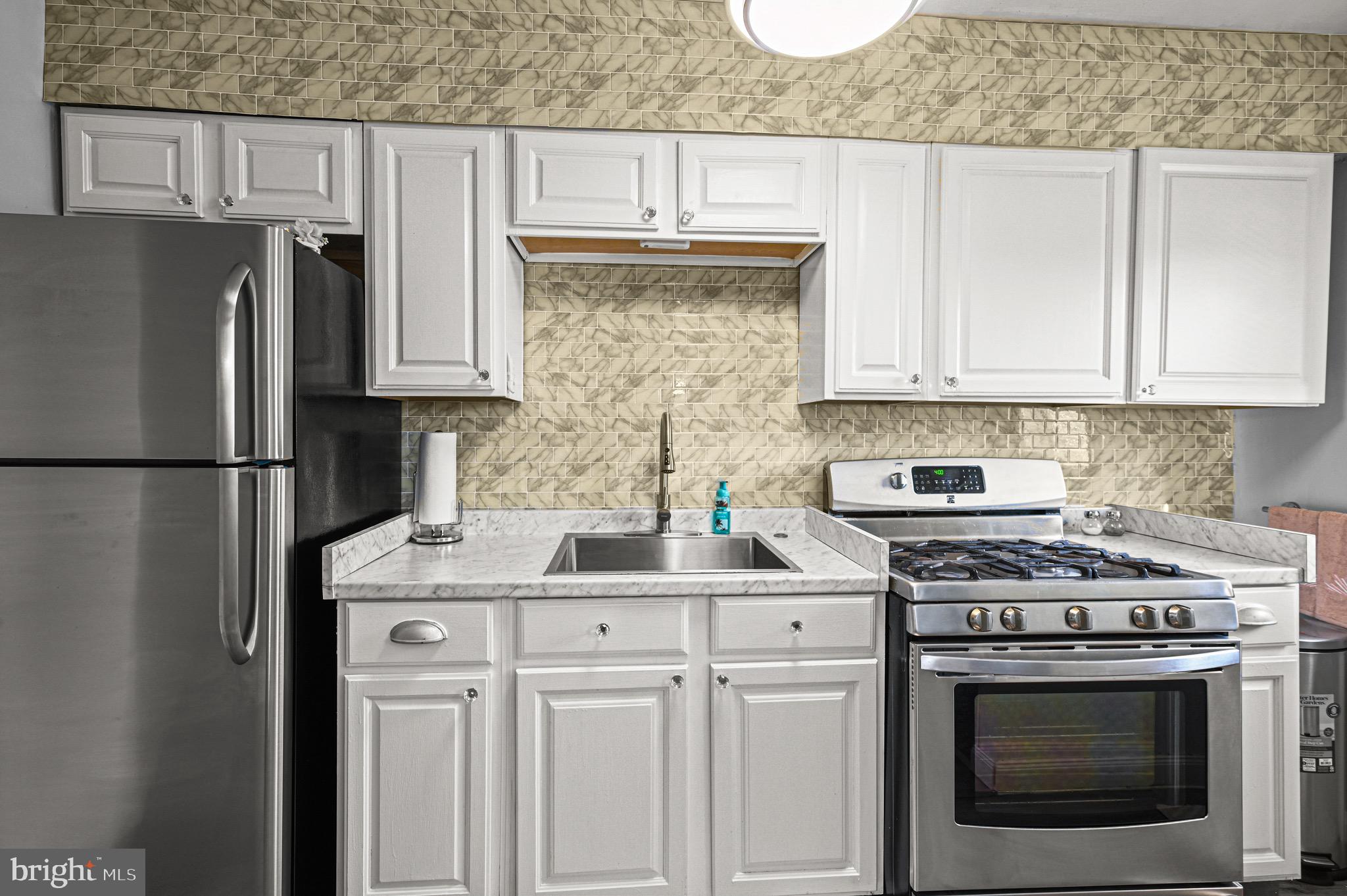 3609 W MULBERRY STREET