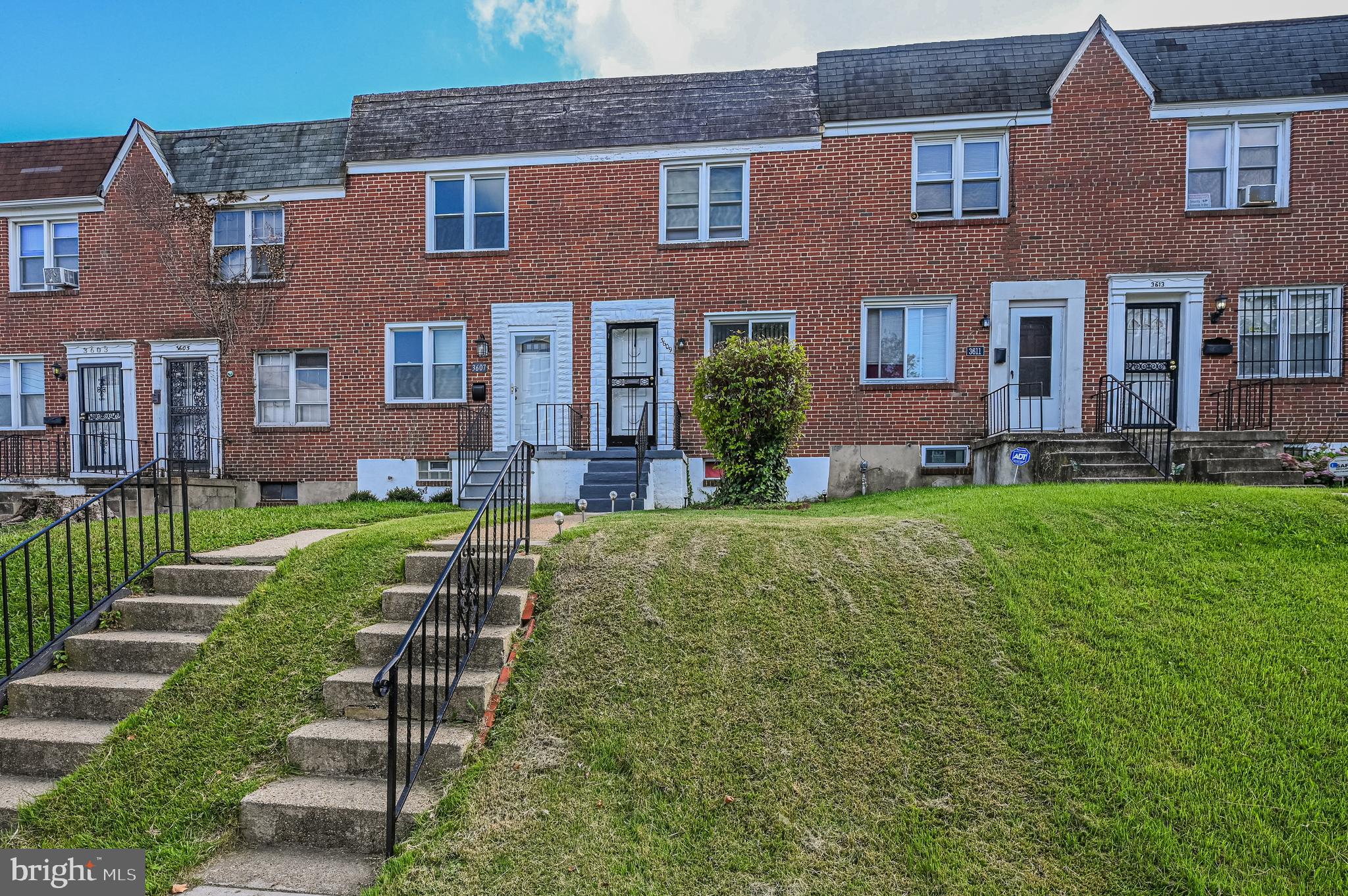 3609 W MULBERRY STREET