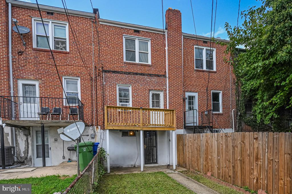 3609 W MULBERRY STREET