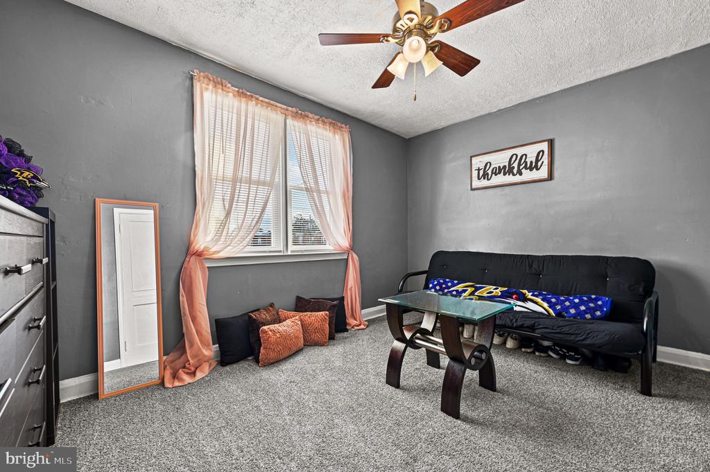 3609 W MULBERRY STREET