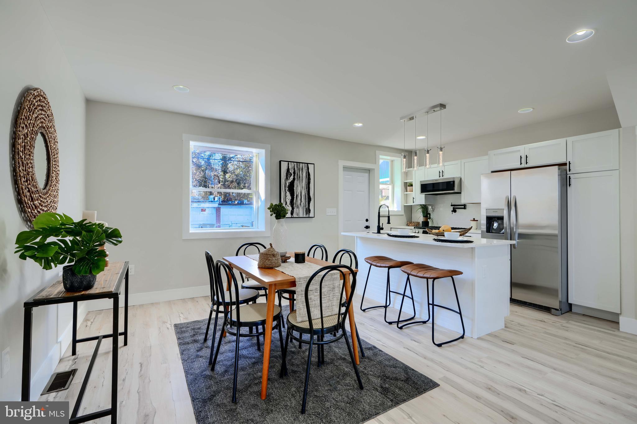 3302 WOODSTOCK AVENUE