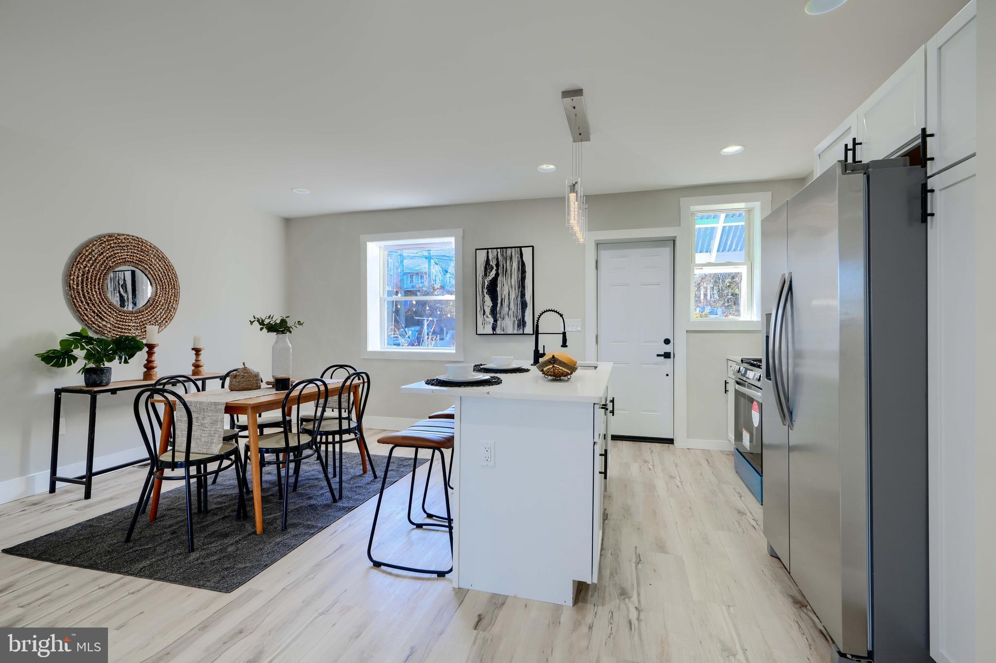 3302 WOODSTOCK AVENUE