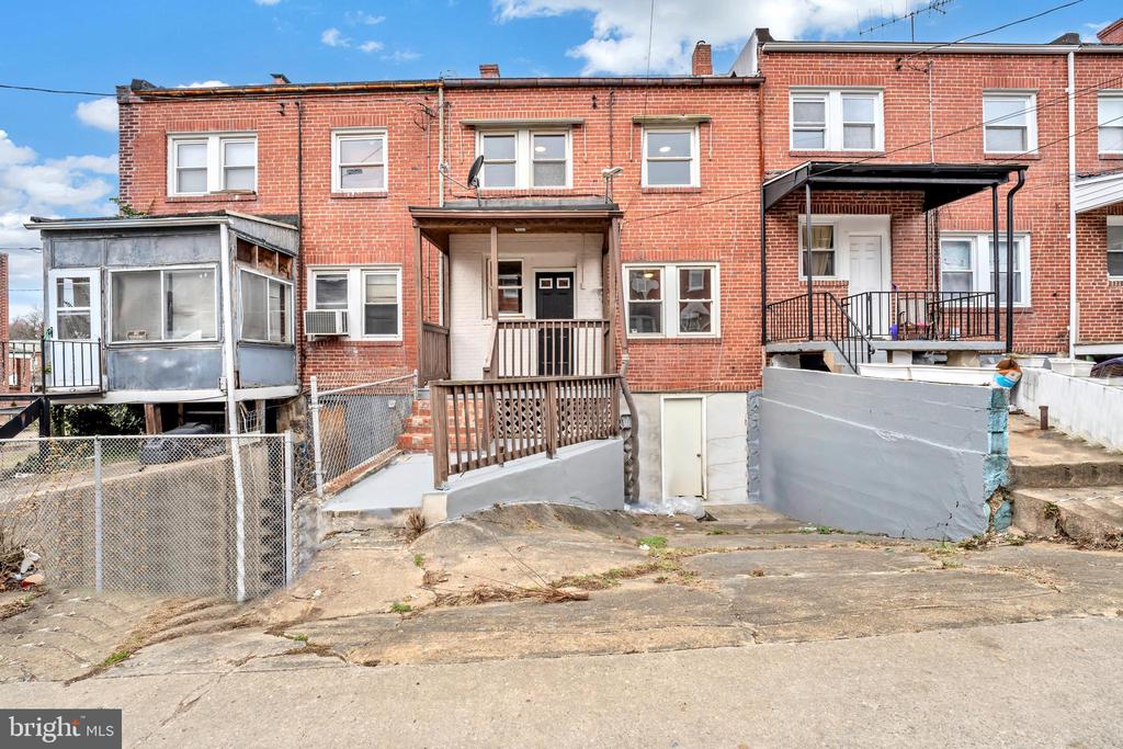 315 MARTINGALE AVENUE