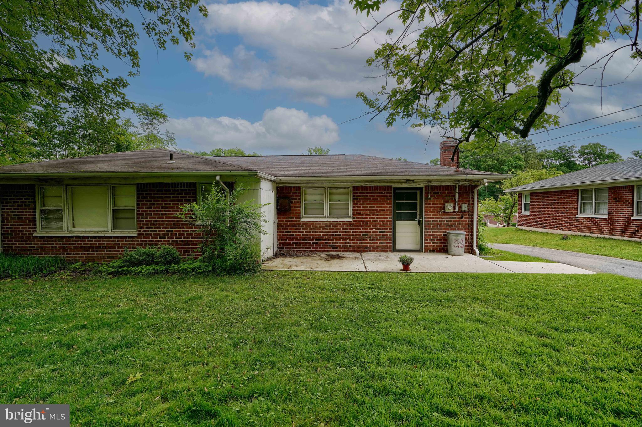 507 GOUCHER BOULEVARD