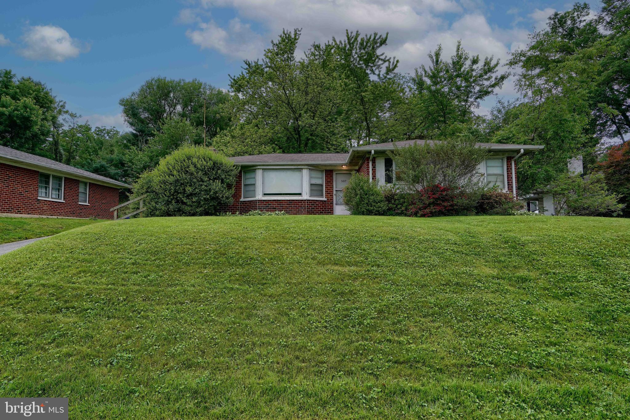 507 GOUCHER BOULEVARD