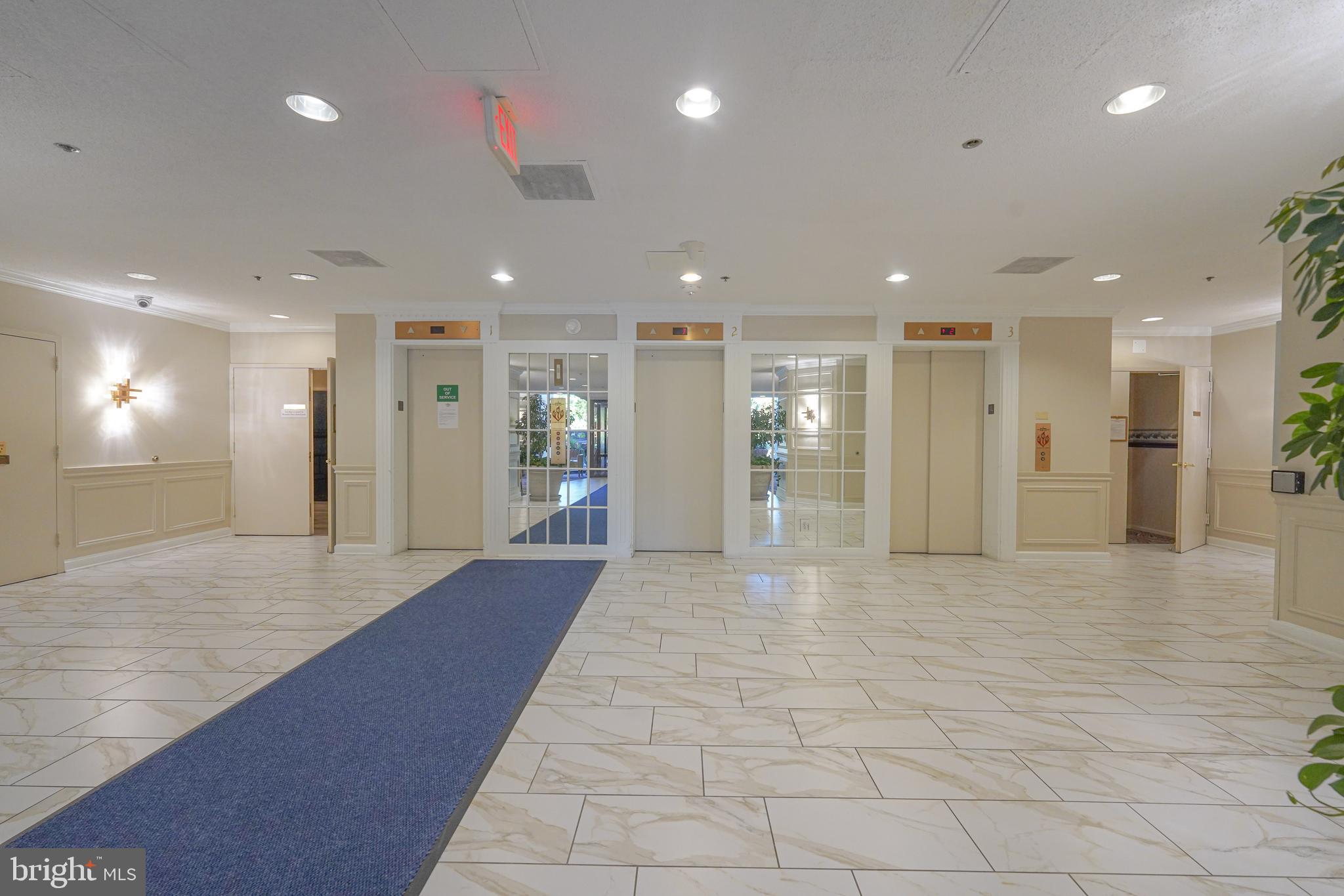 15101 INTERLACHEN DRIVE 1-923