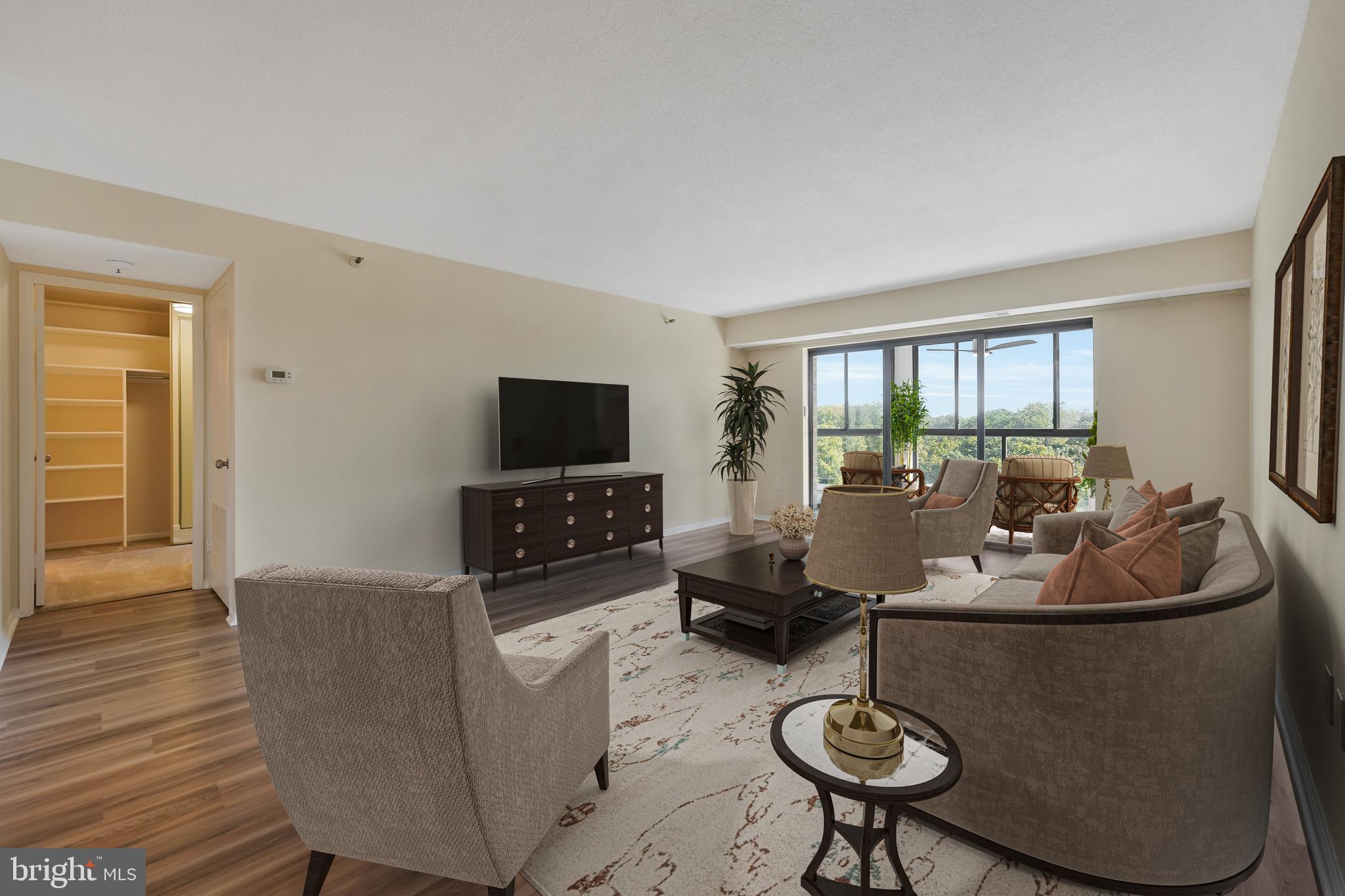 15101 INTERLACHEN DRIVE 1-923