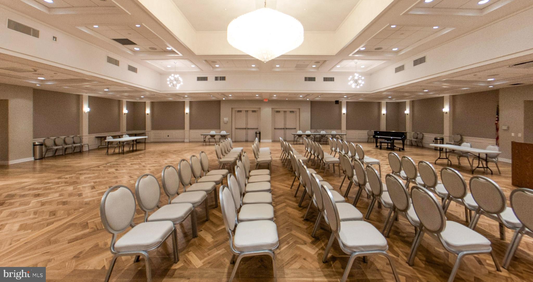 15101 INTERLACHEN DRIVE 1-923